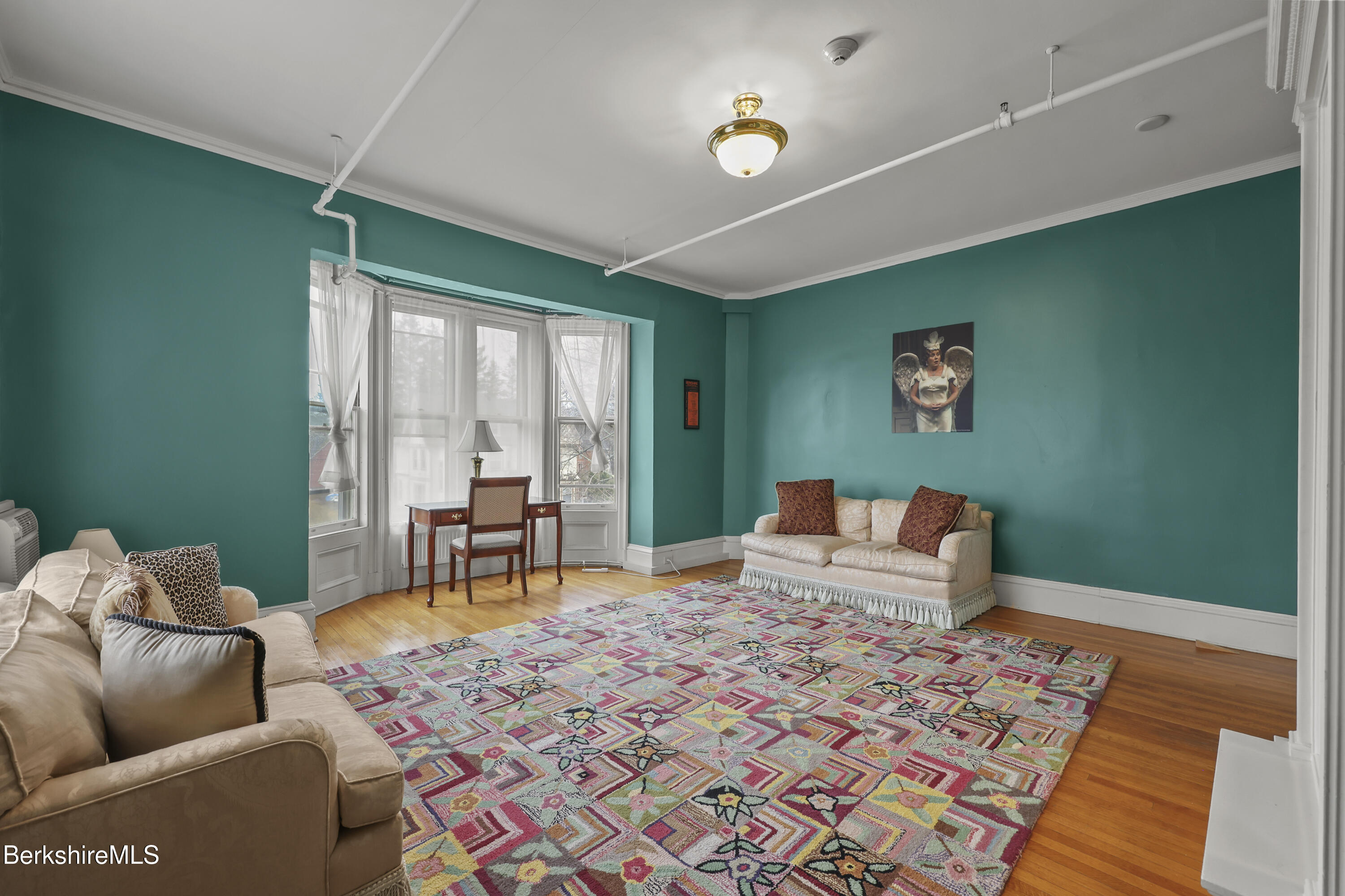74 Wendell Ave