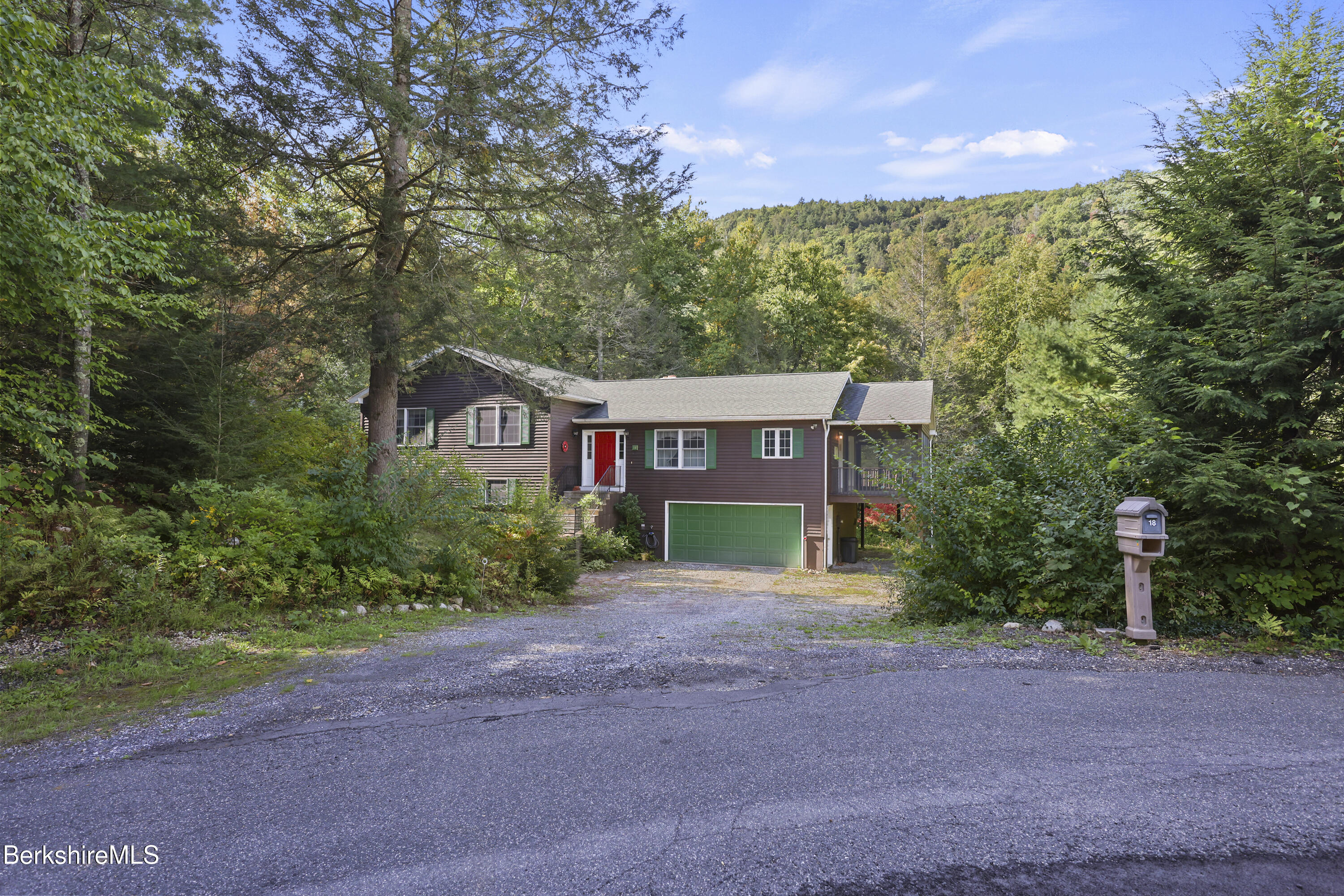 18 Butternut Dr
