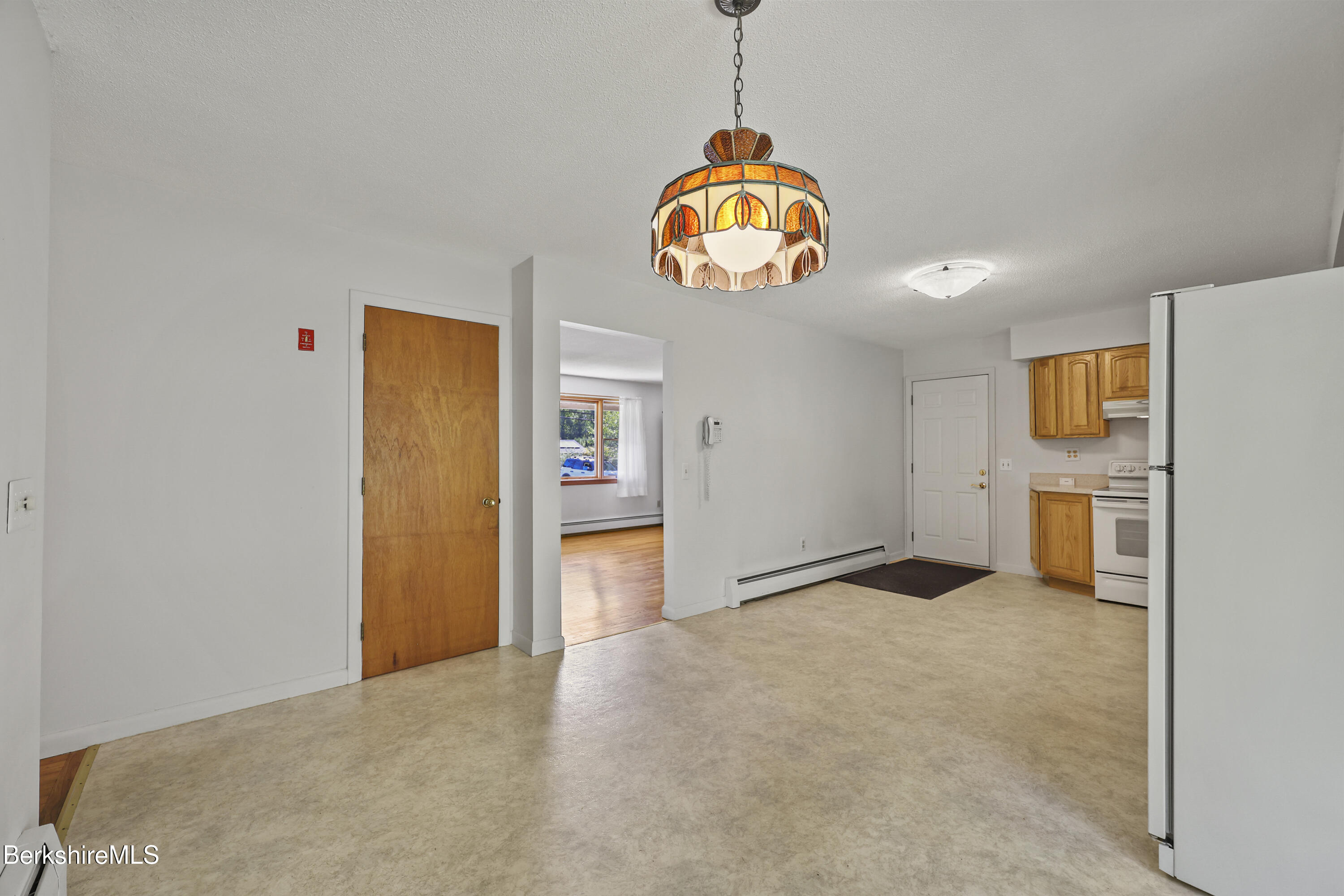 341 Cheshire Rd