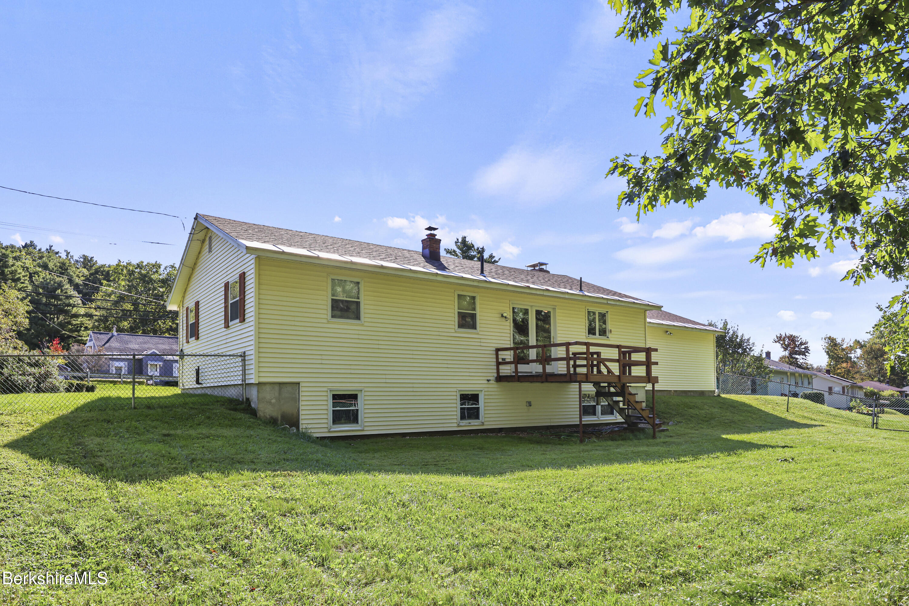 341 Cheshire Rd