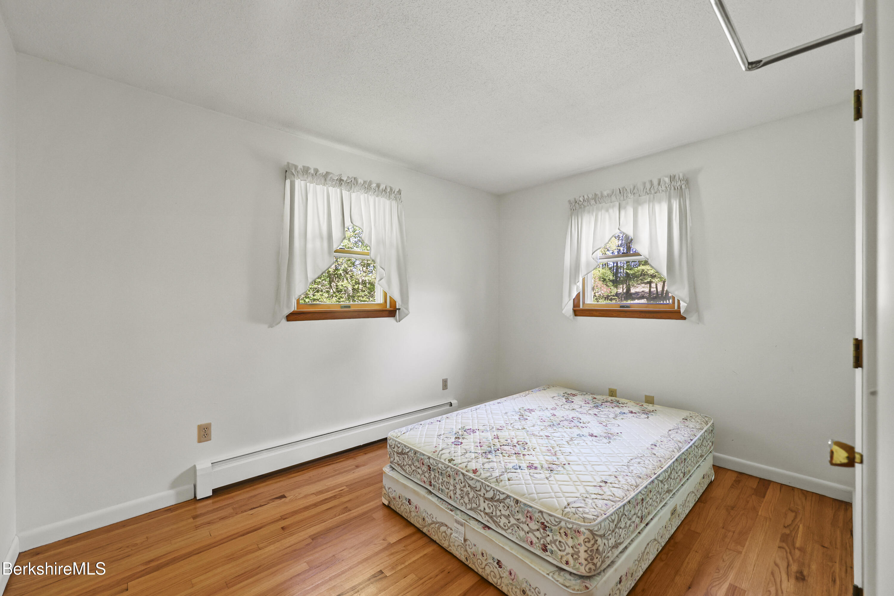 341 Cheshire Rd