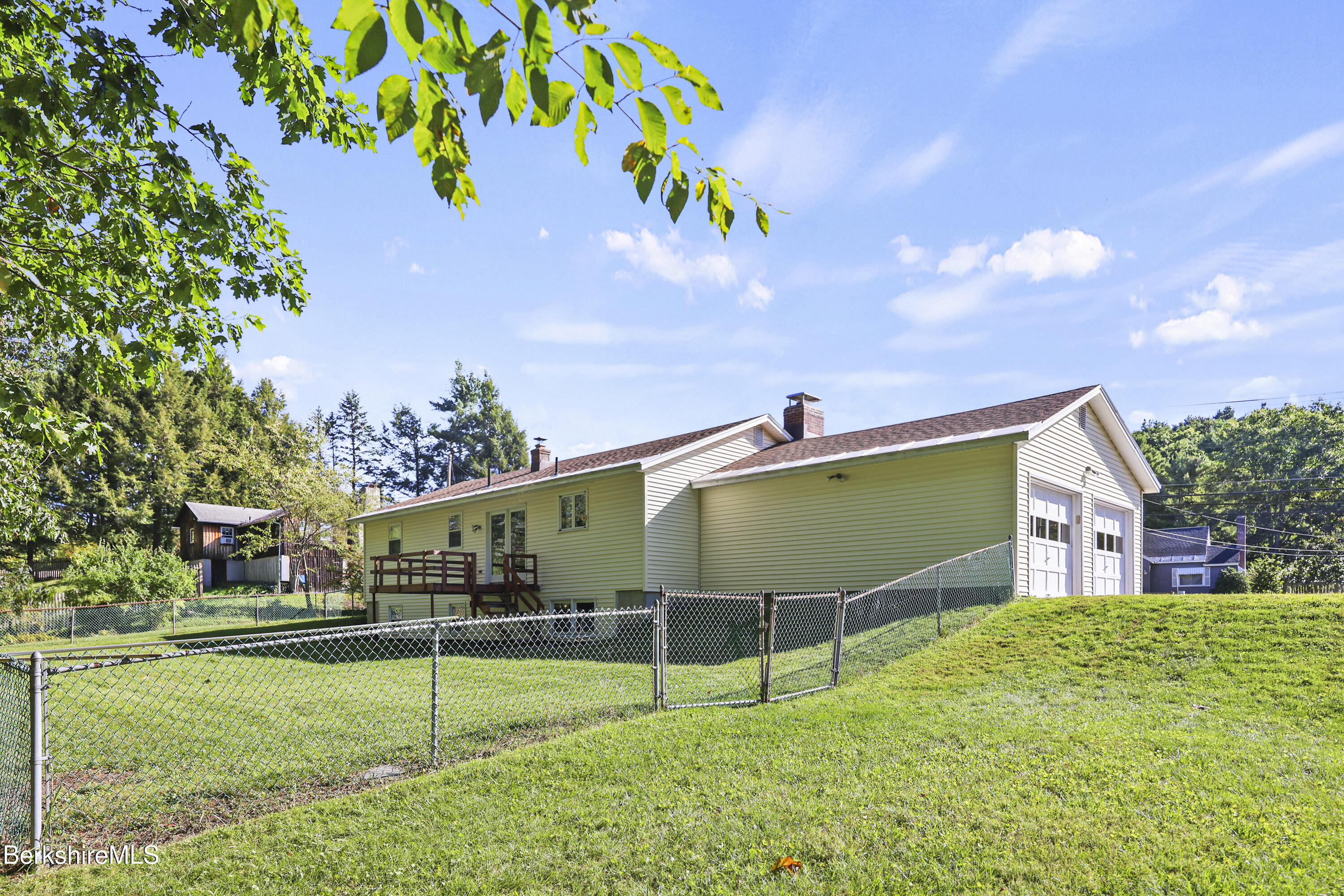 341 Cheshire Rd