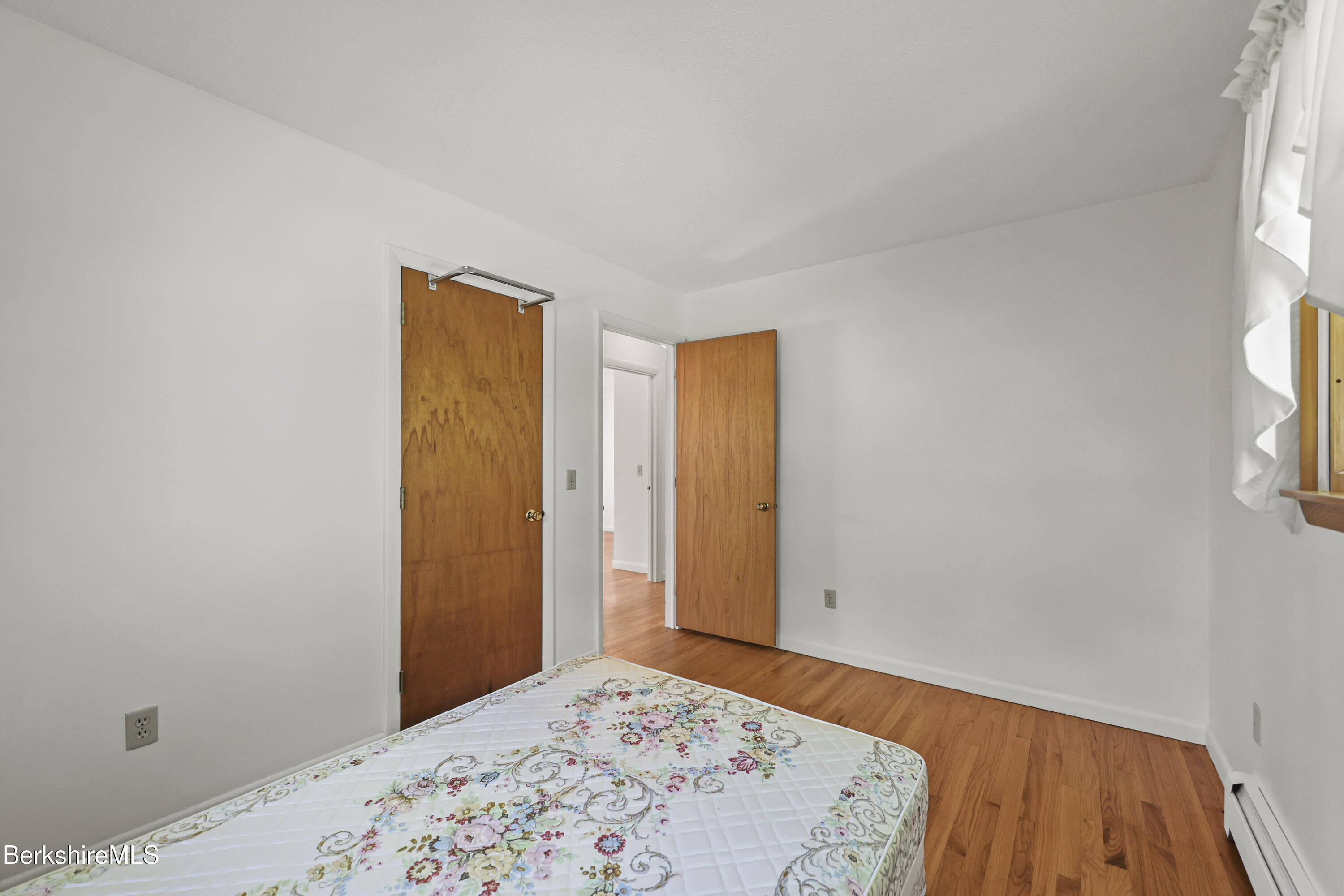 341 Cheshire Rd