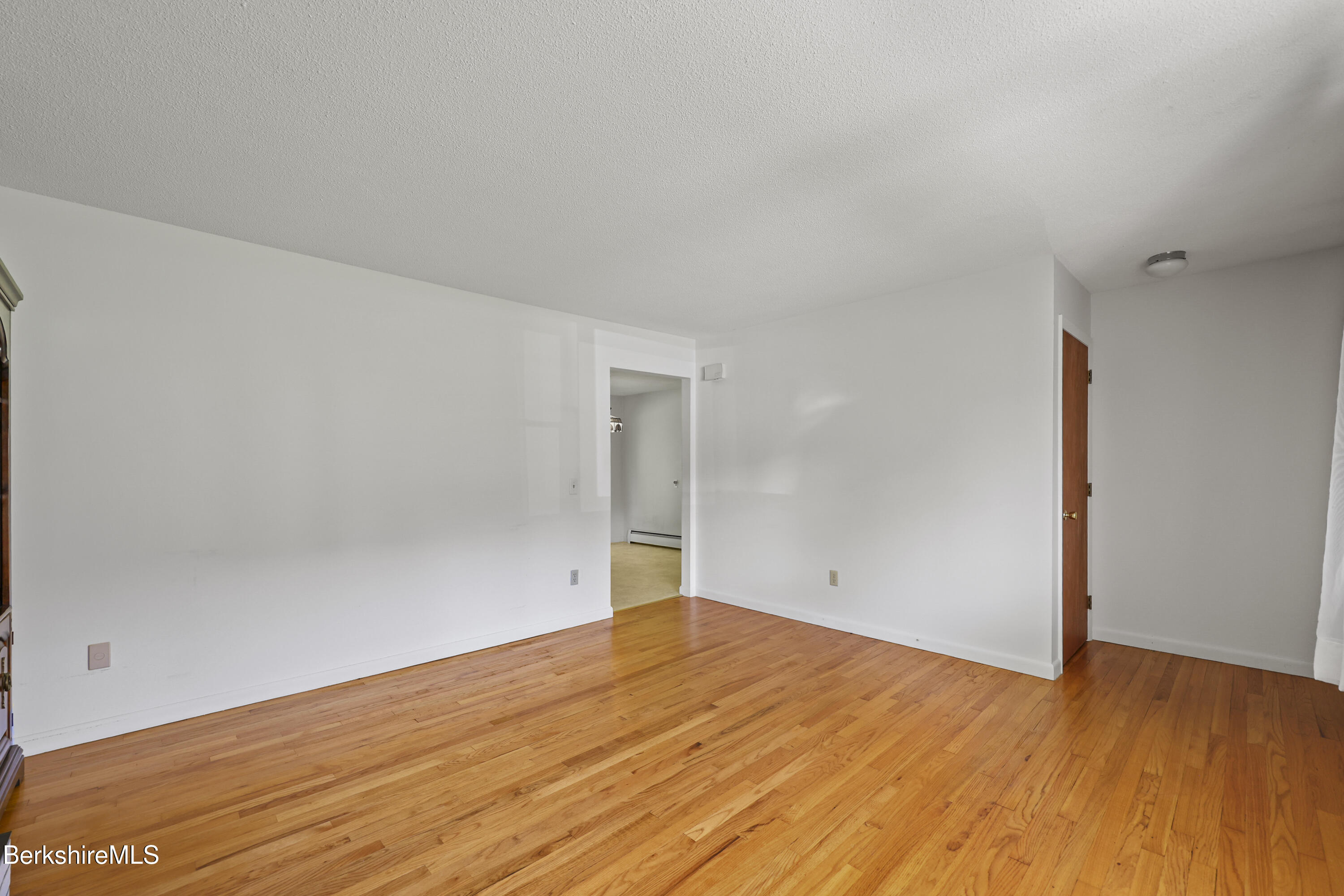 341 Cheshire Rd