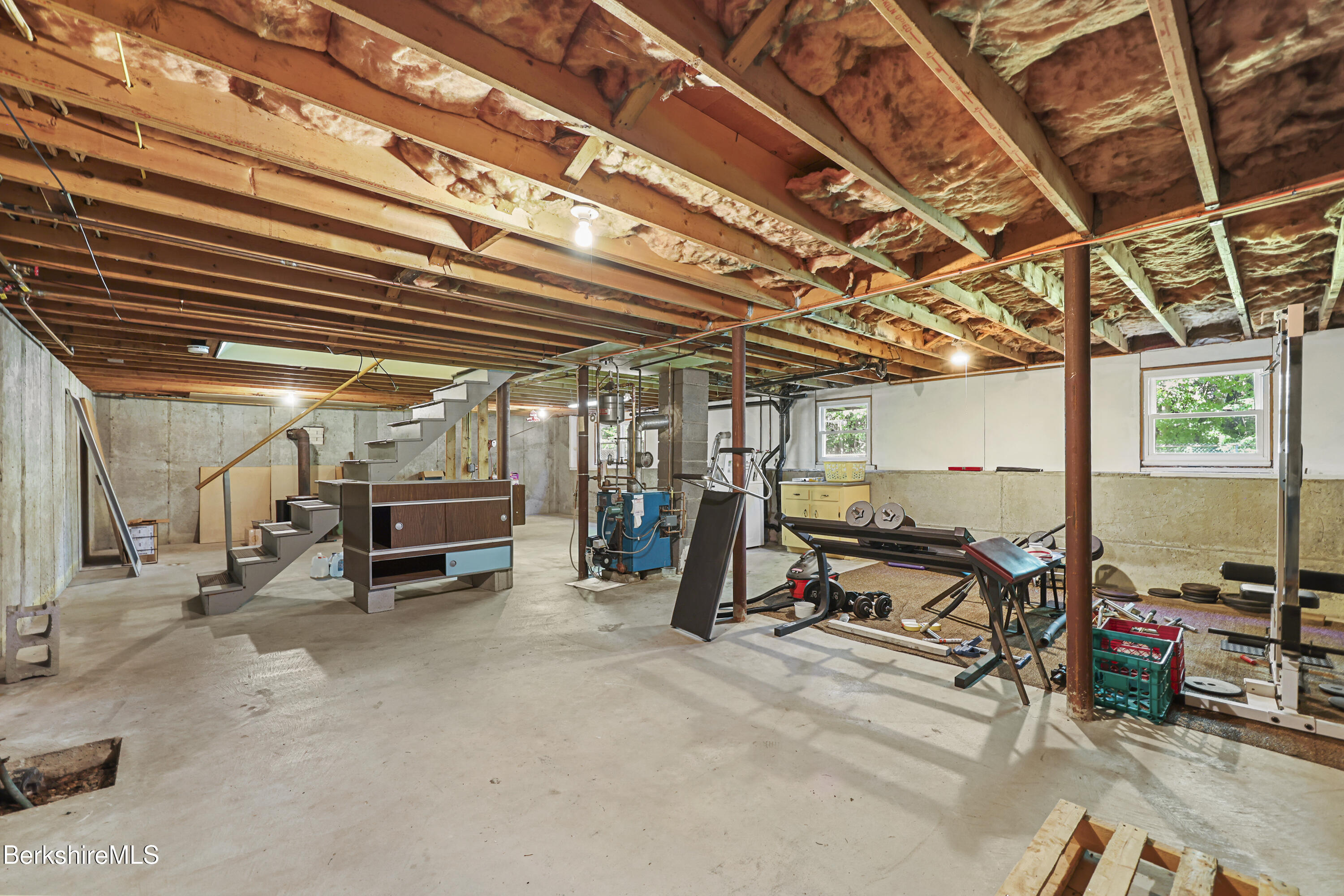 341 Cheshire Rd