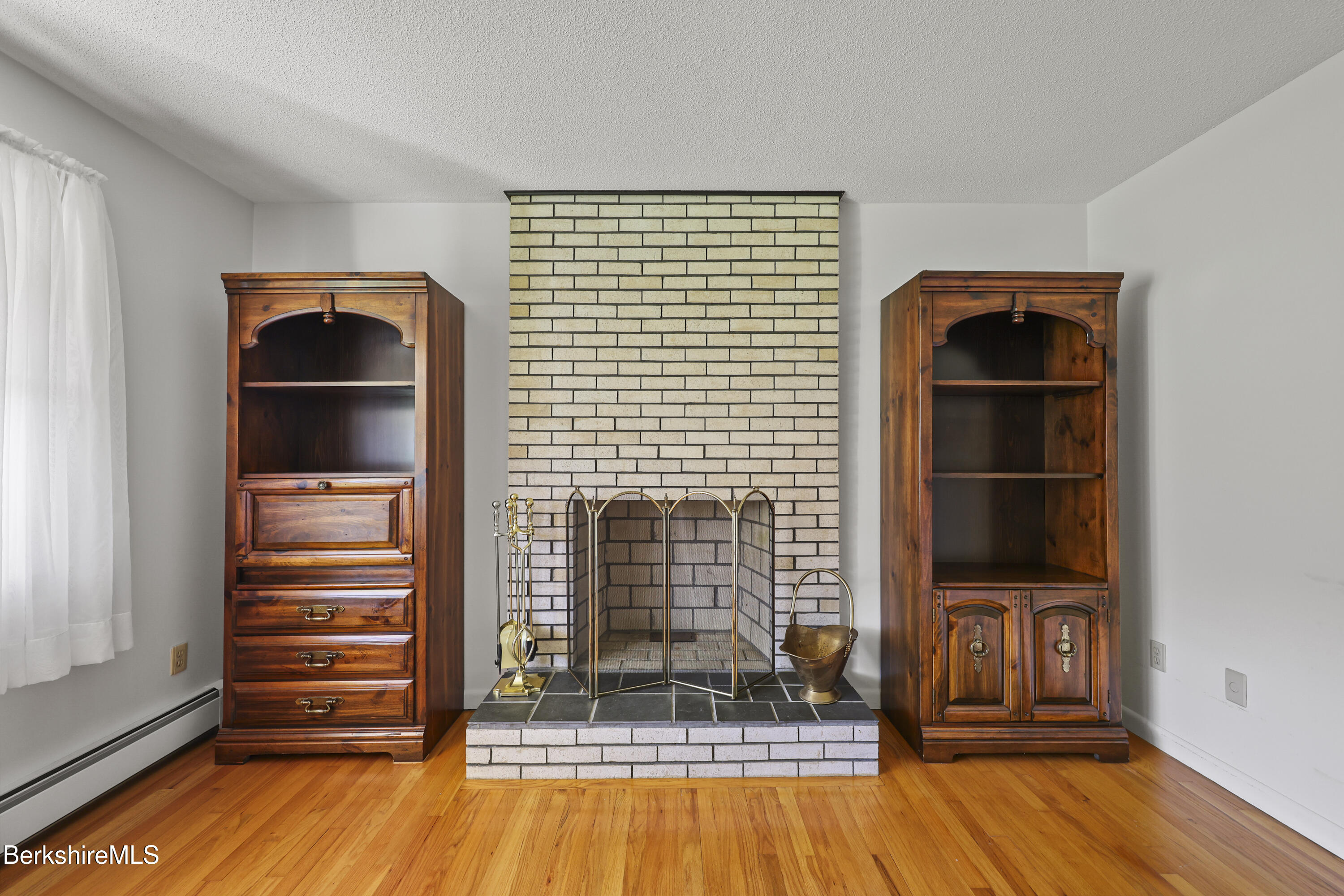 341 Cheshire Rd