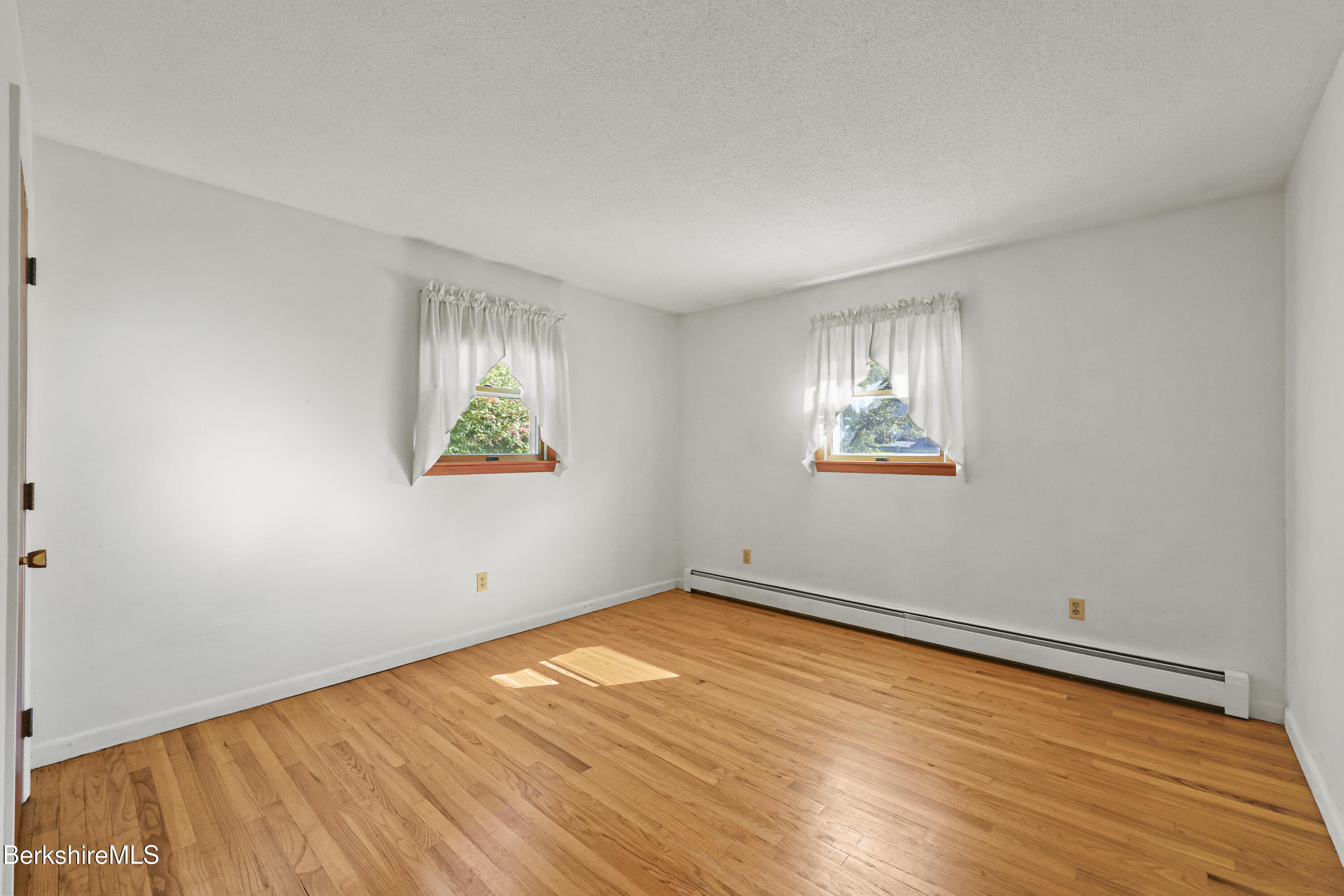 341 Cheshire Rd