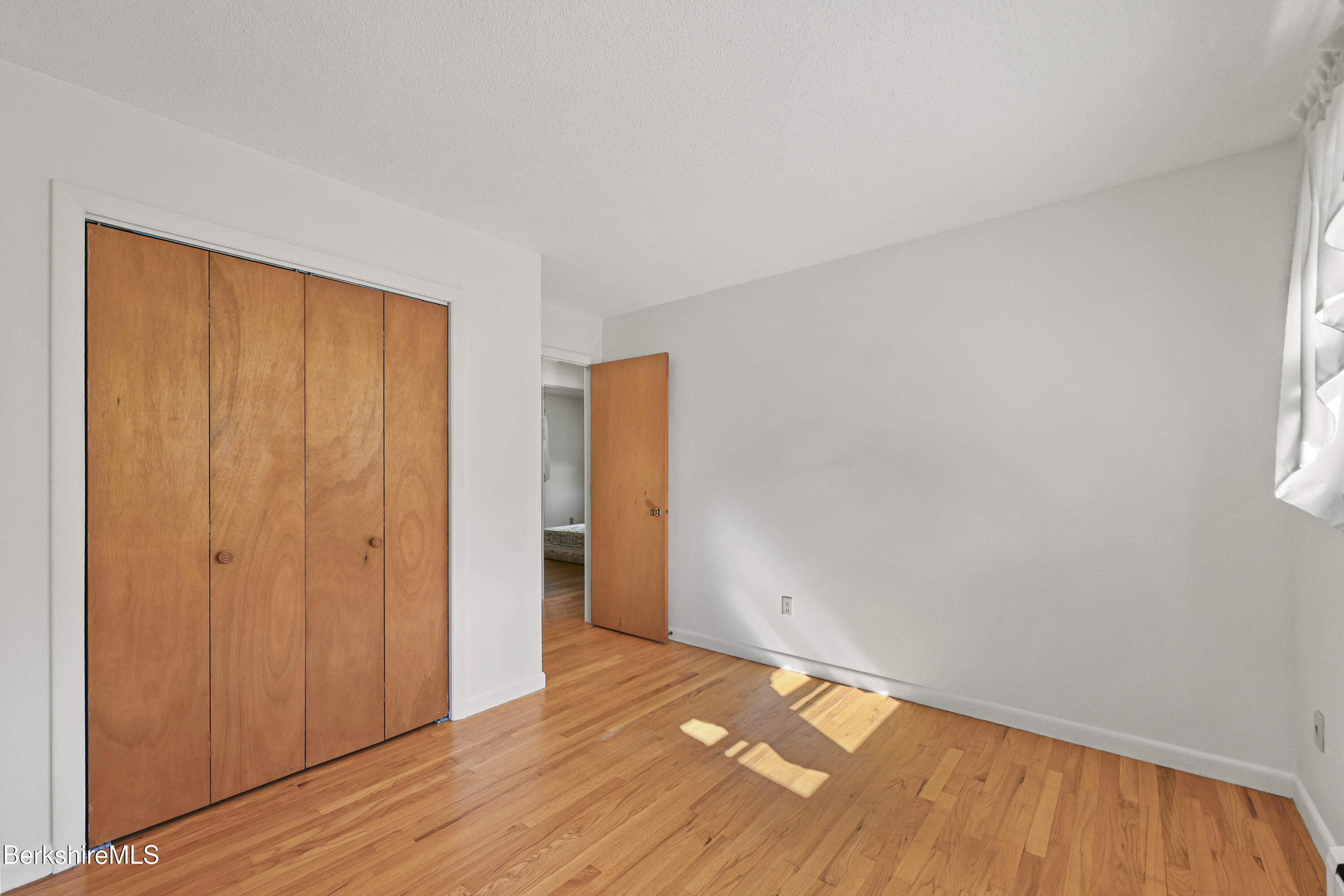 341 Cheshire Rd