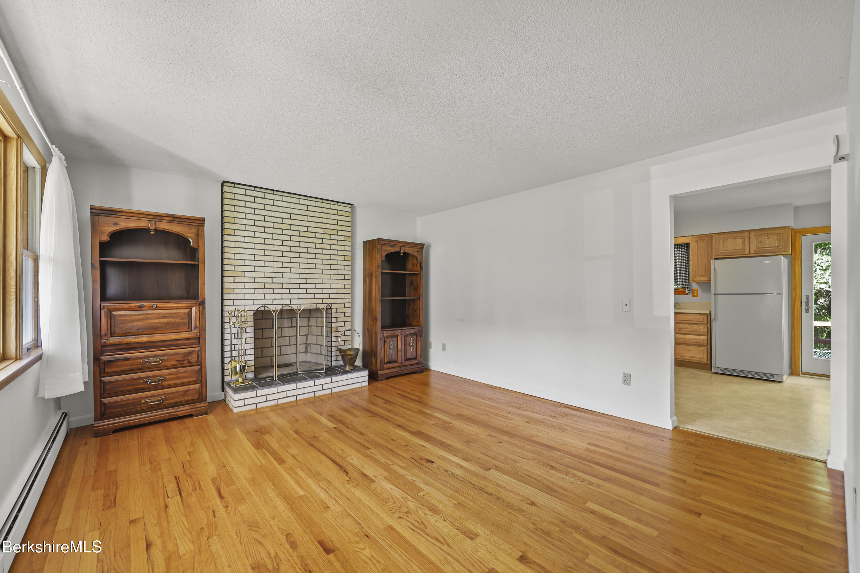 341 Cheshire Rd