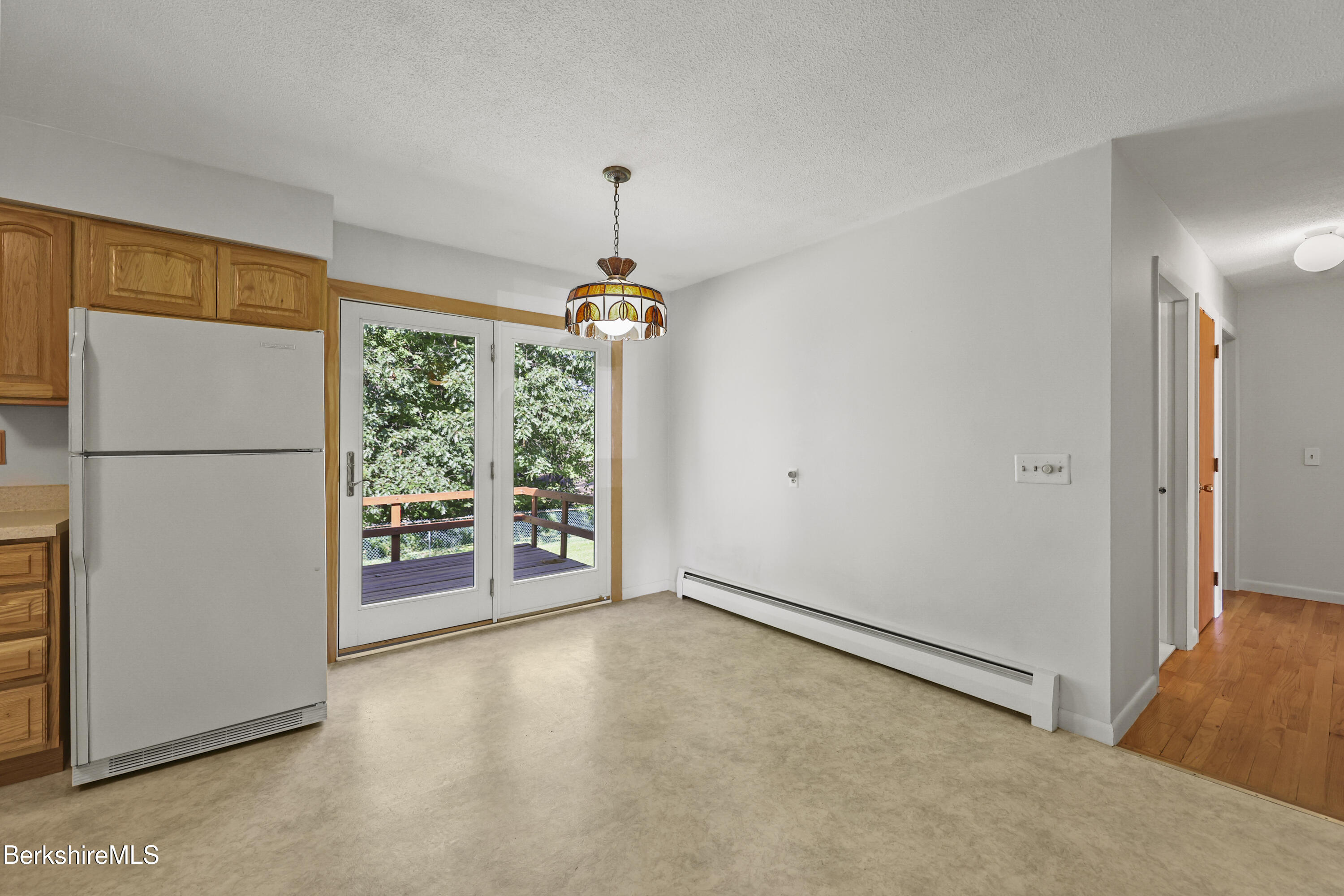341 Cheshire Rd