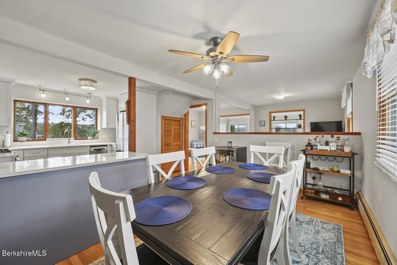 99 Narragansett Ave