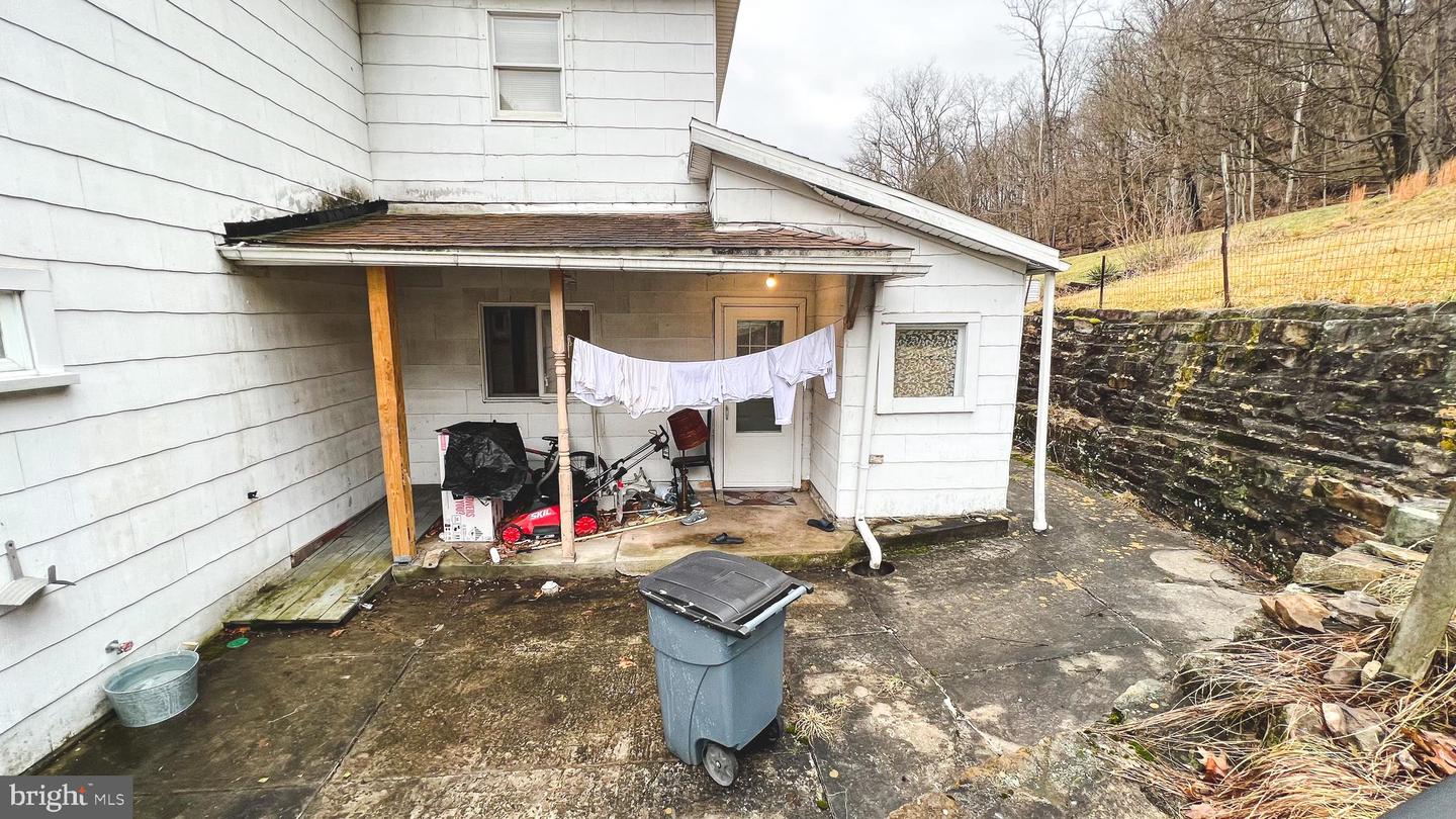 35 Furnace St