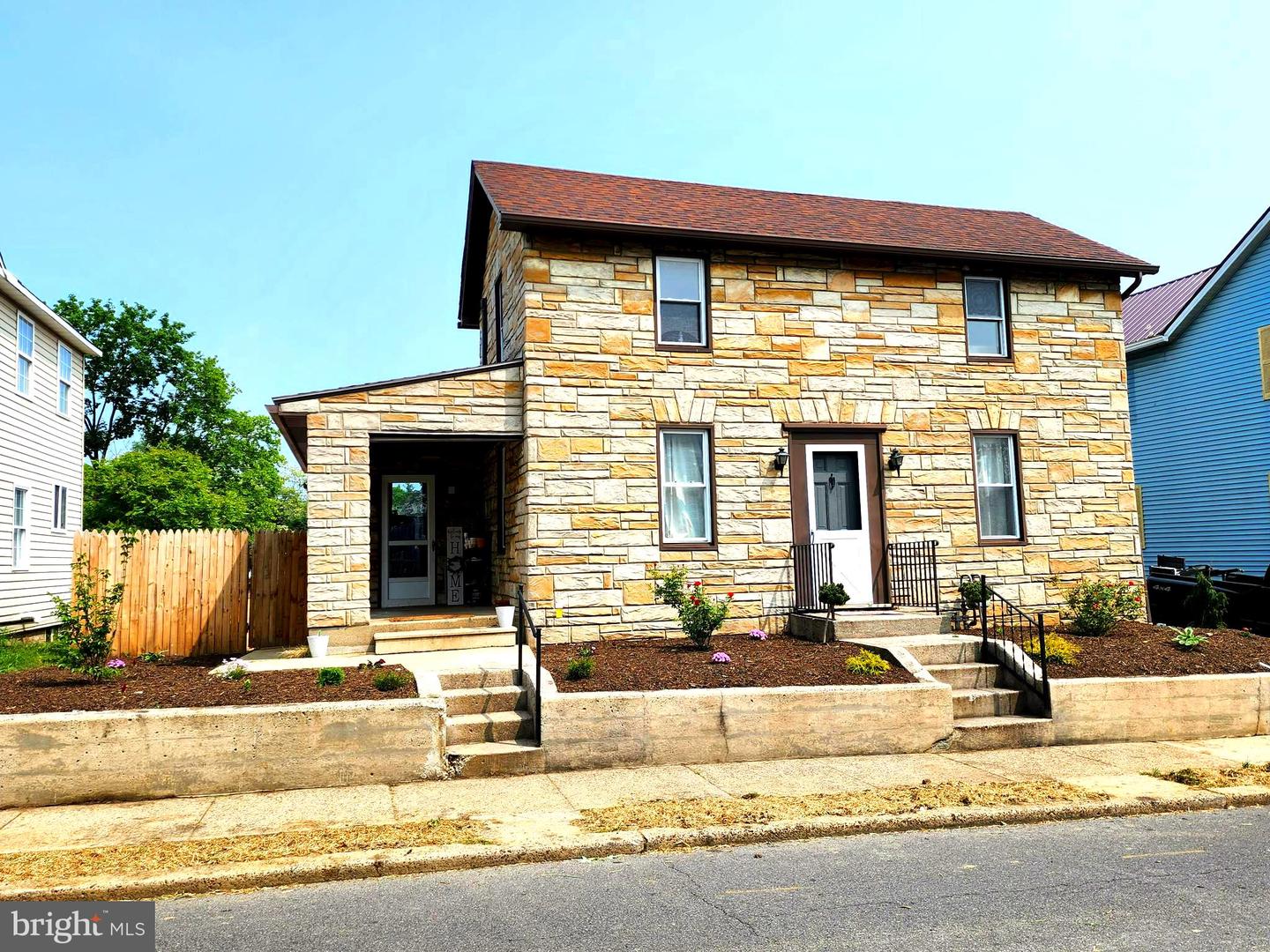 48 South St