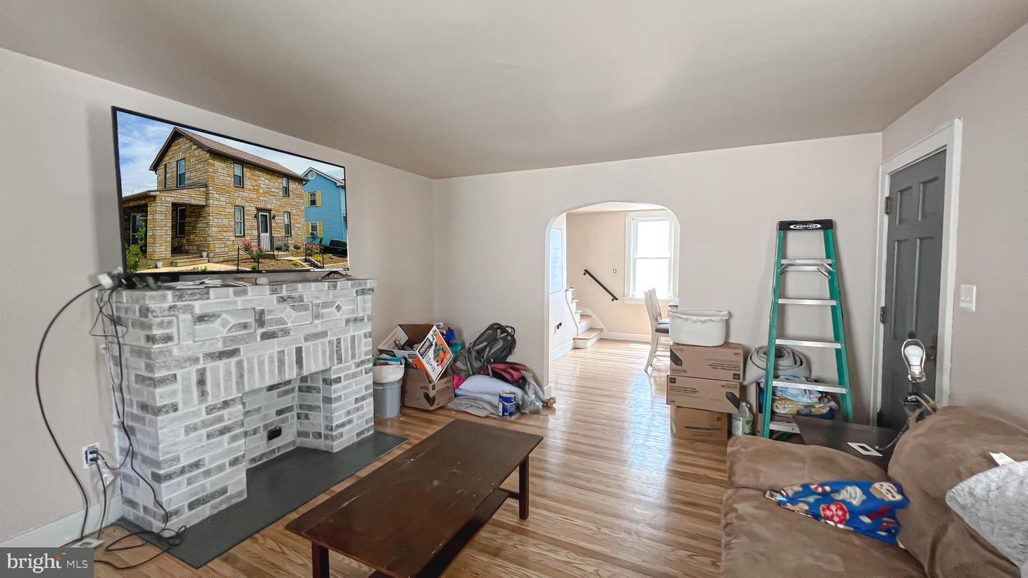 48 South St