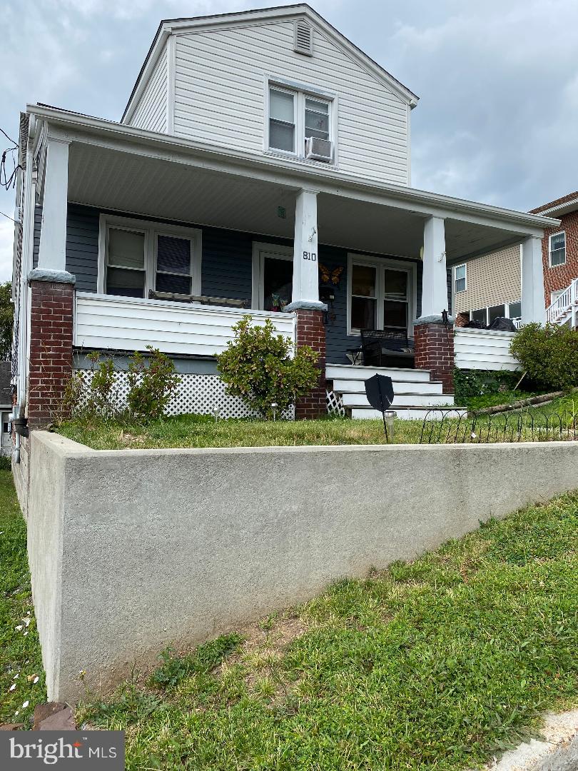 810 Sunbury Ave