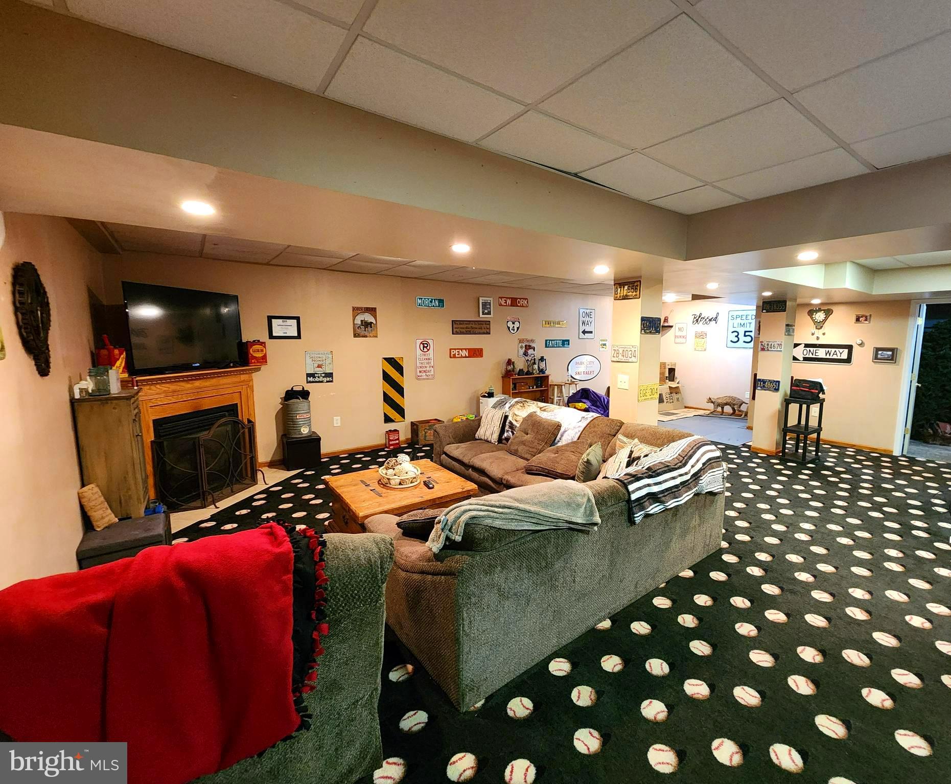 13816 Oleander Dr SW