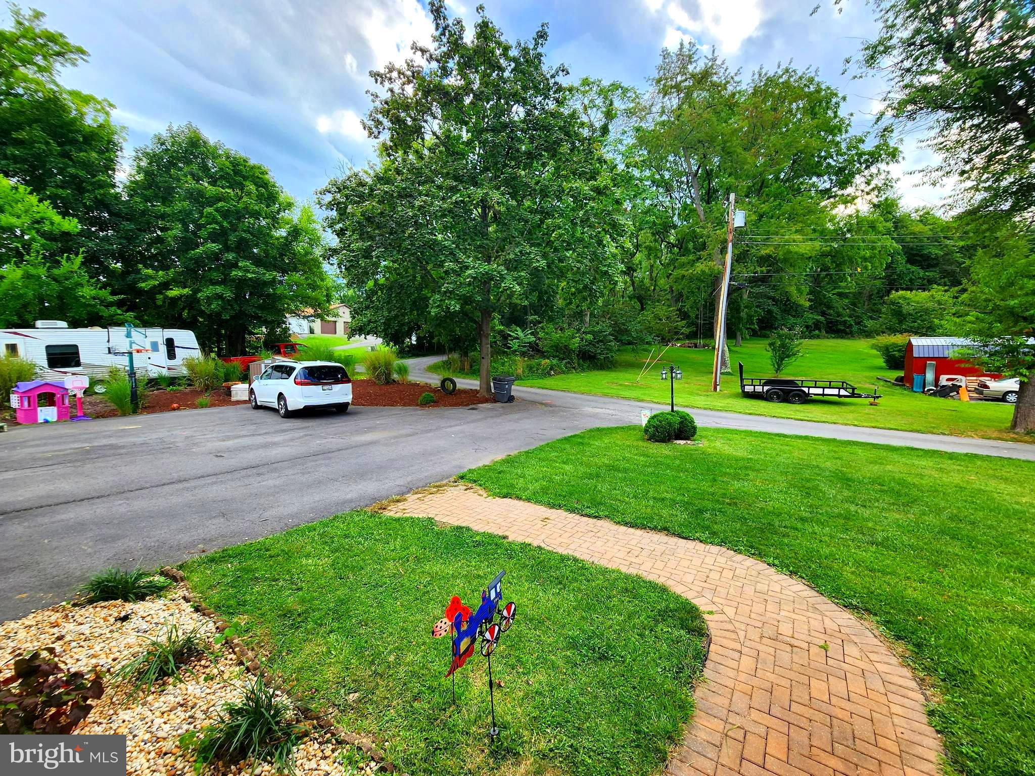 13816 Oleander Dr SW