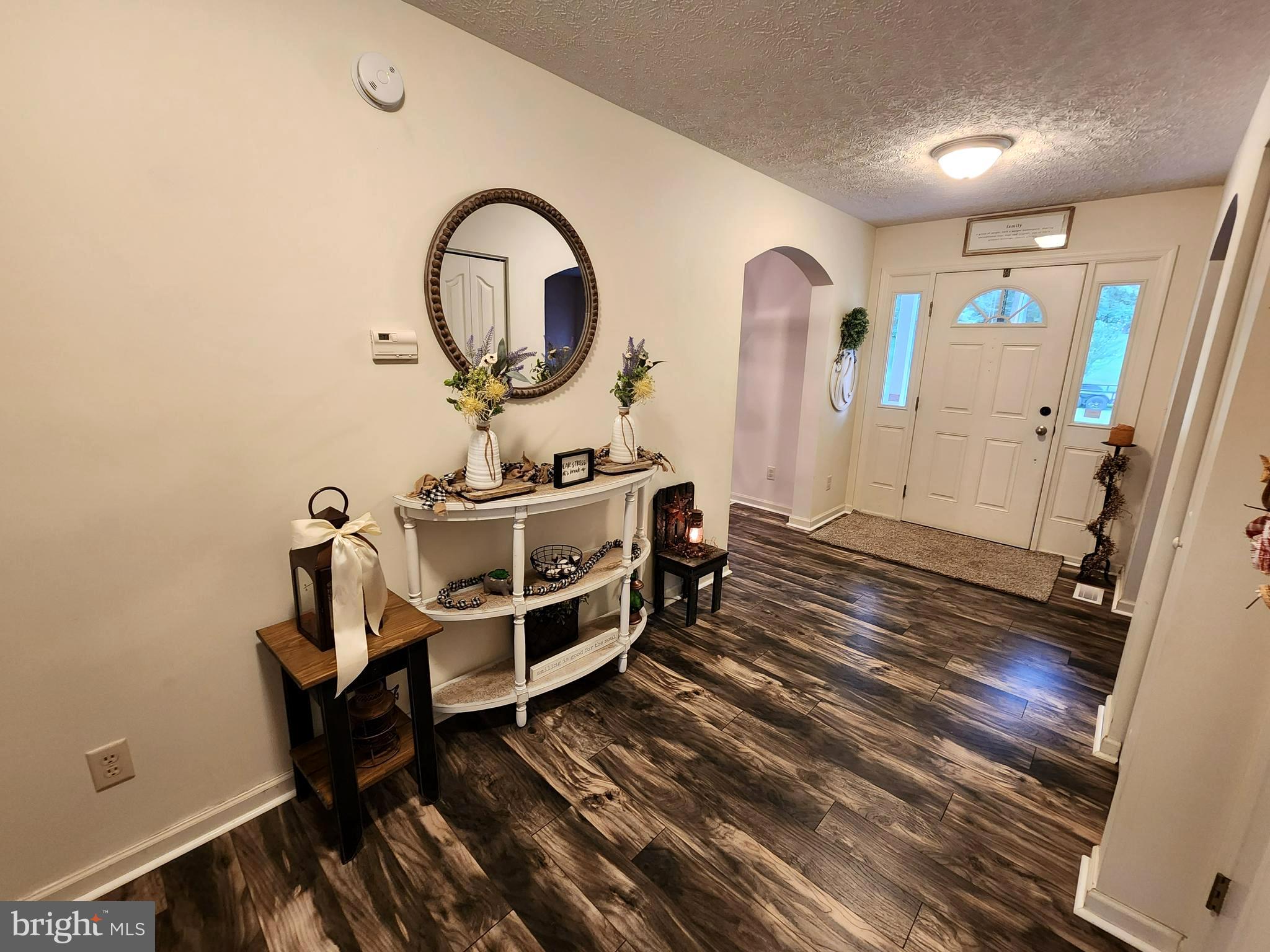 13816 Oleander Dr SW