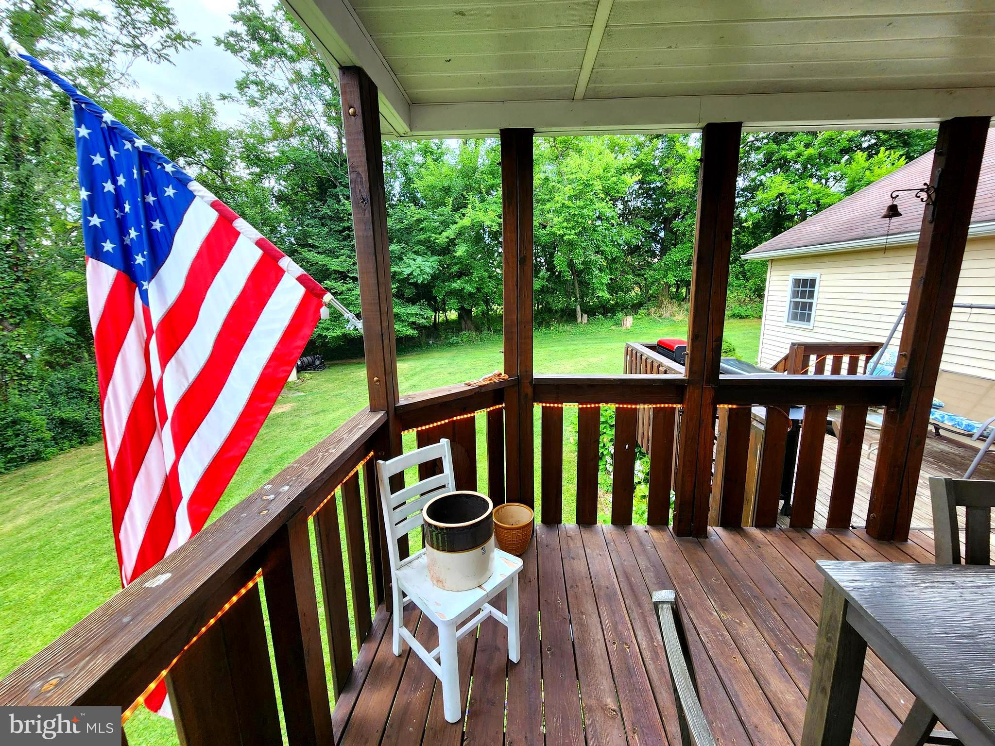 13816 Oleander Dr SW