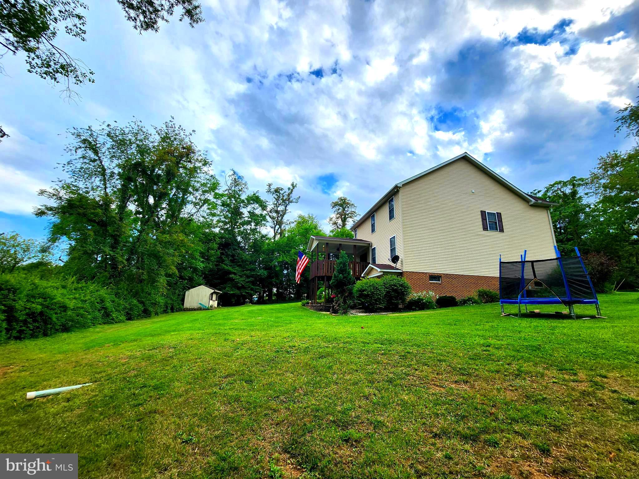 13816 Oleander Dr SW