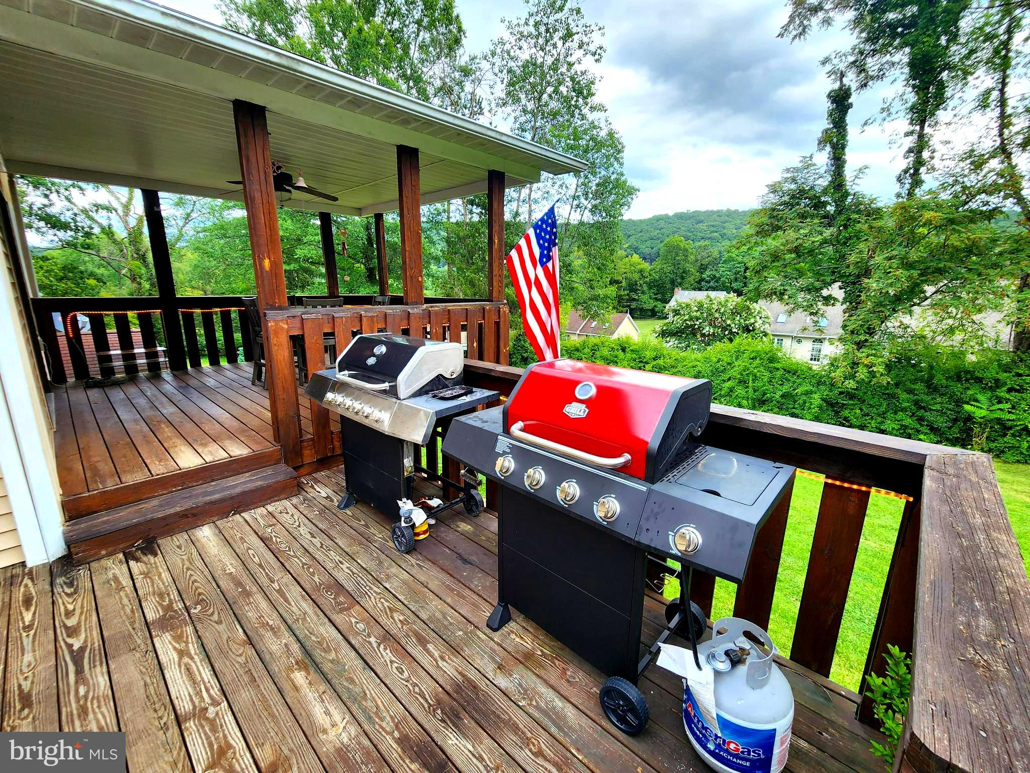 13816 Oleander Dr SW