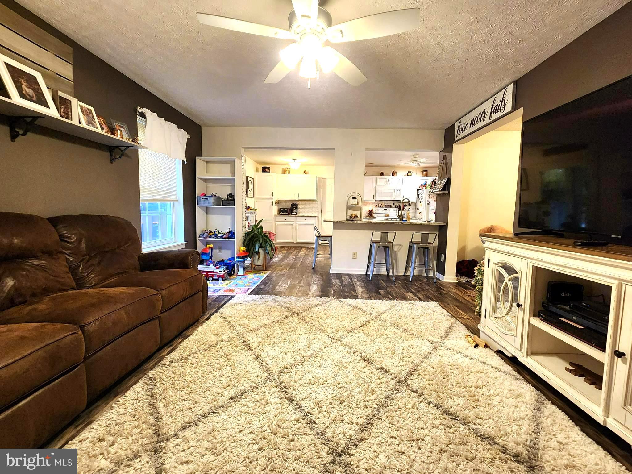 13816 Oleander Dr SW