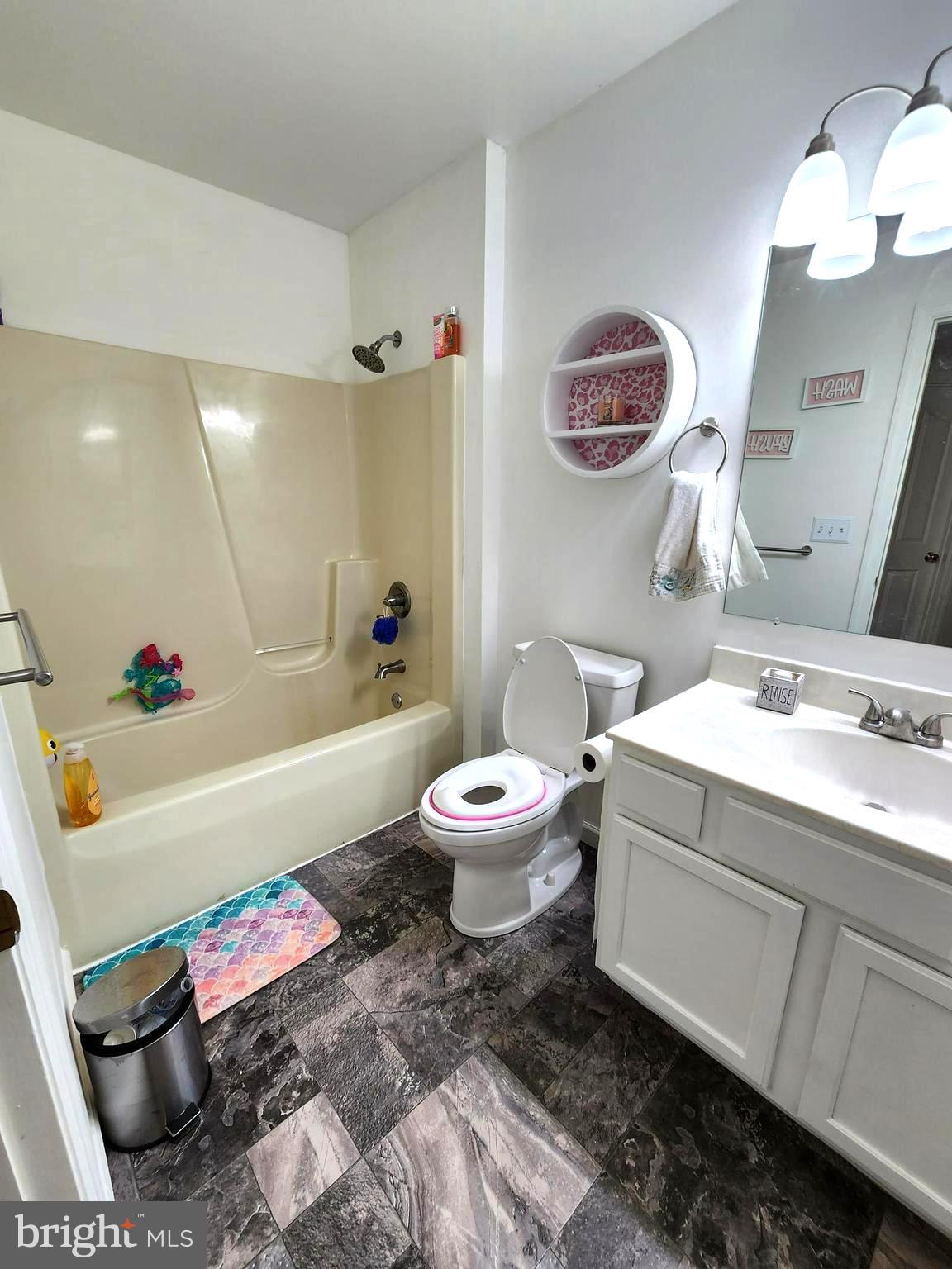 13816 Oleander Dr SW