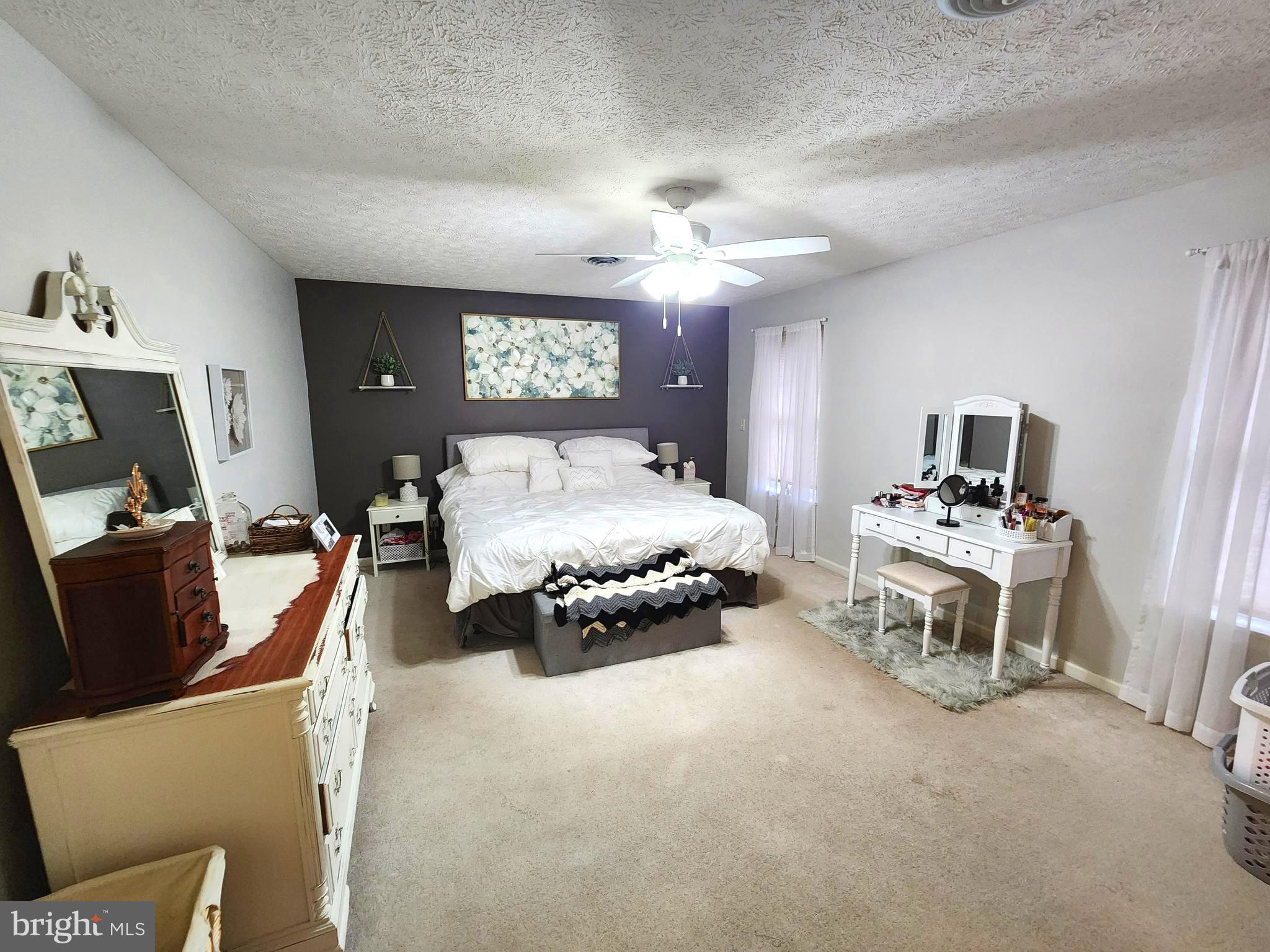 13816 Oleander Dr SW