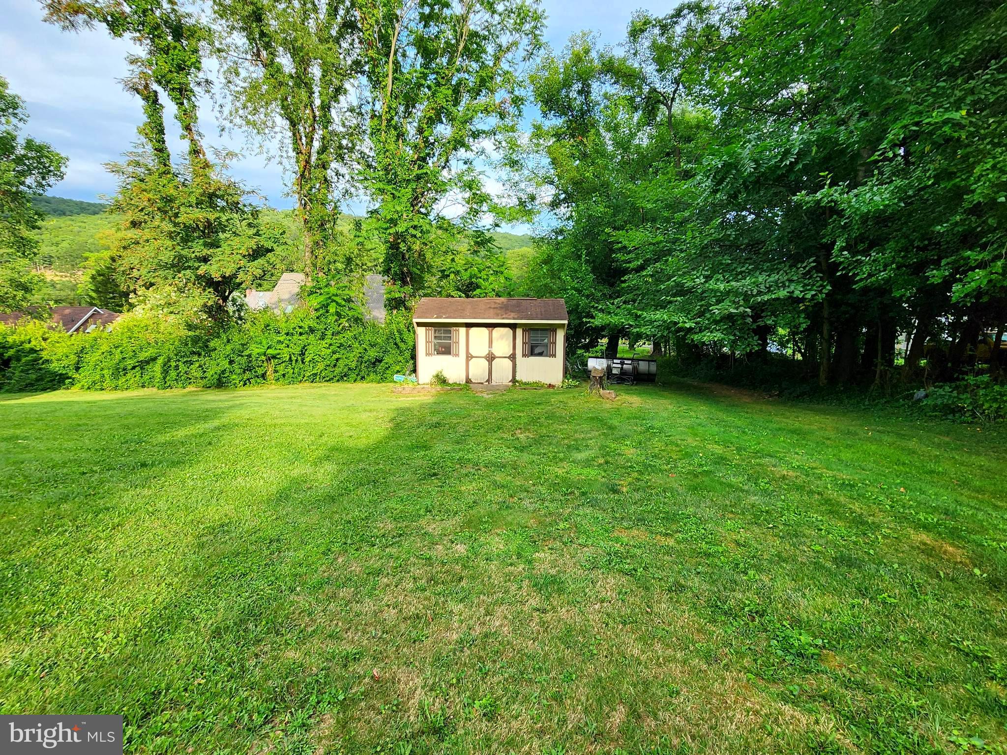 13816 Oleander Dr SW