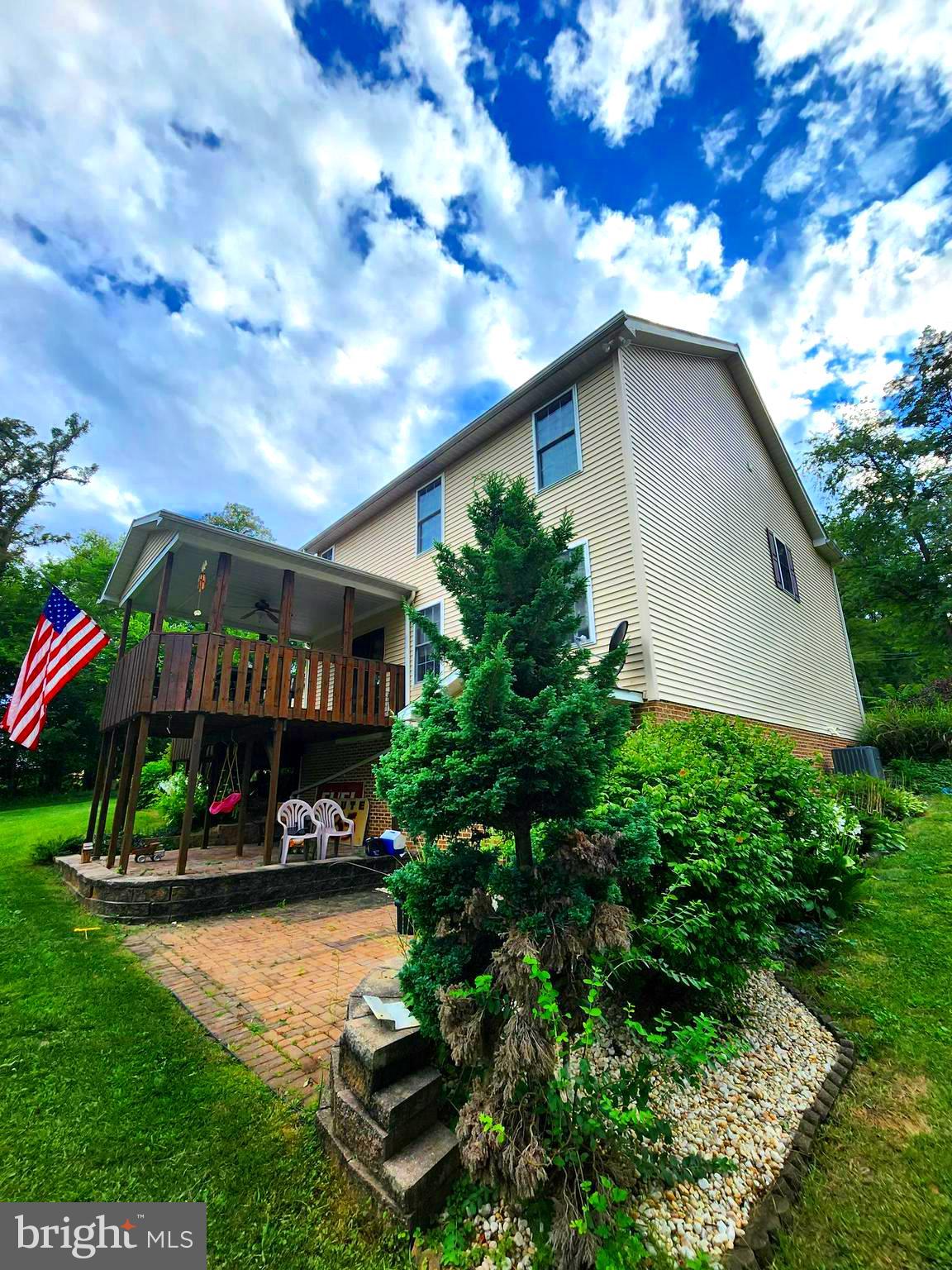 13816 Oleander Dr SW