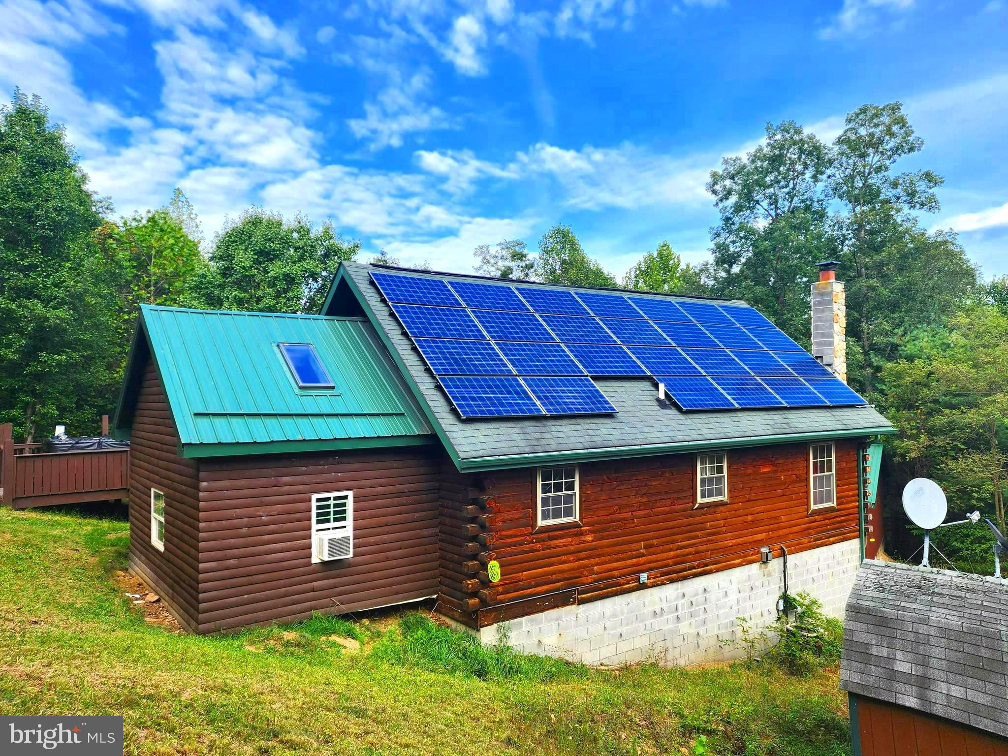 21800 Rocky Acres Ln NE