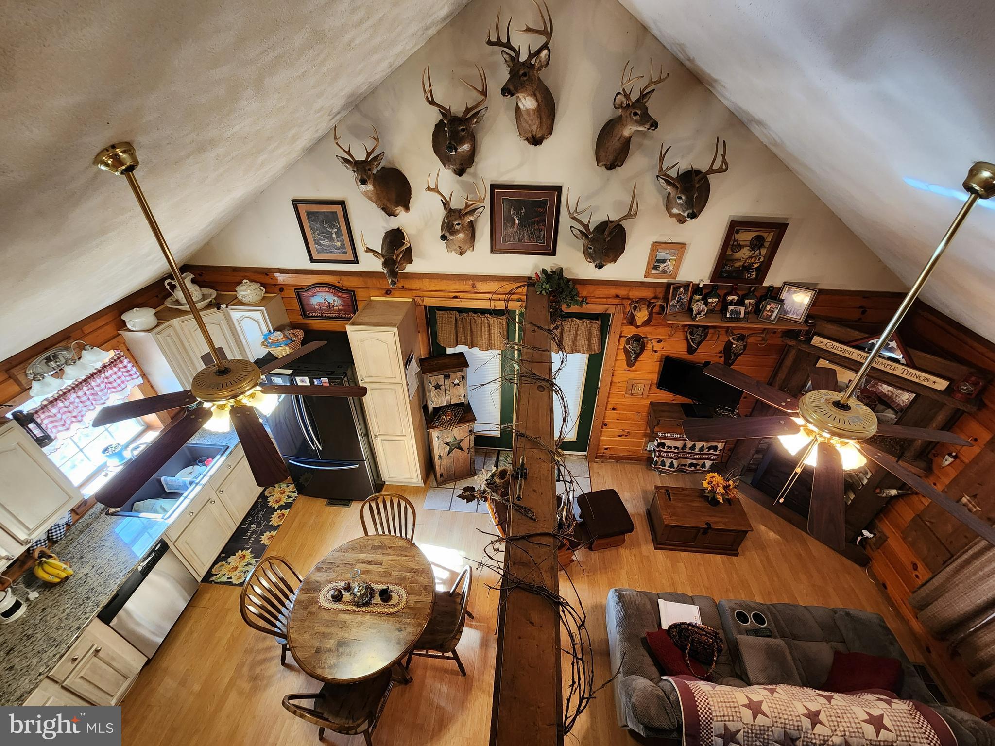 21800 Rocky Acres Ln NE