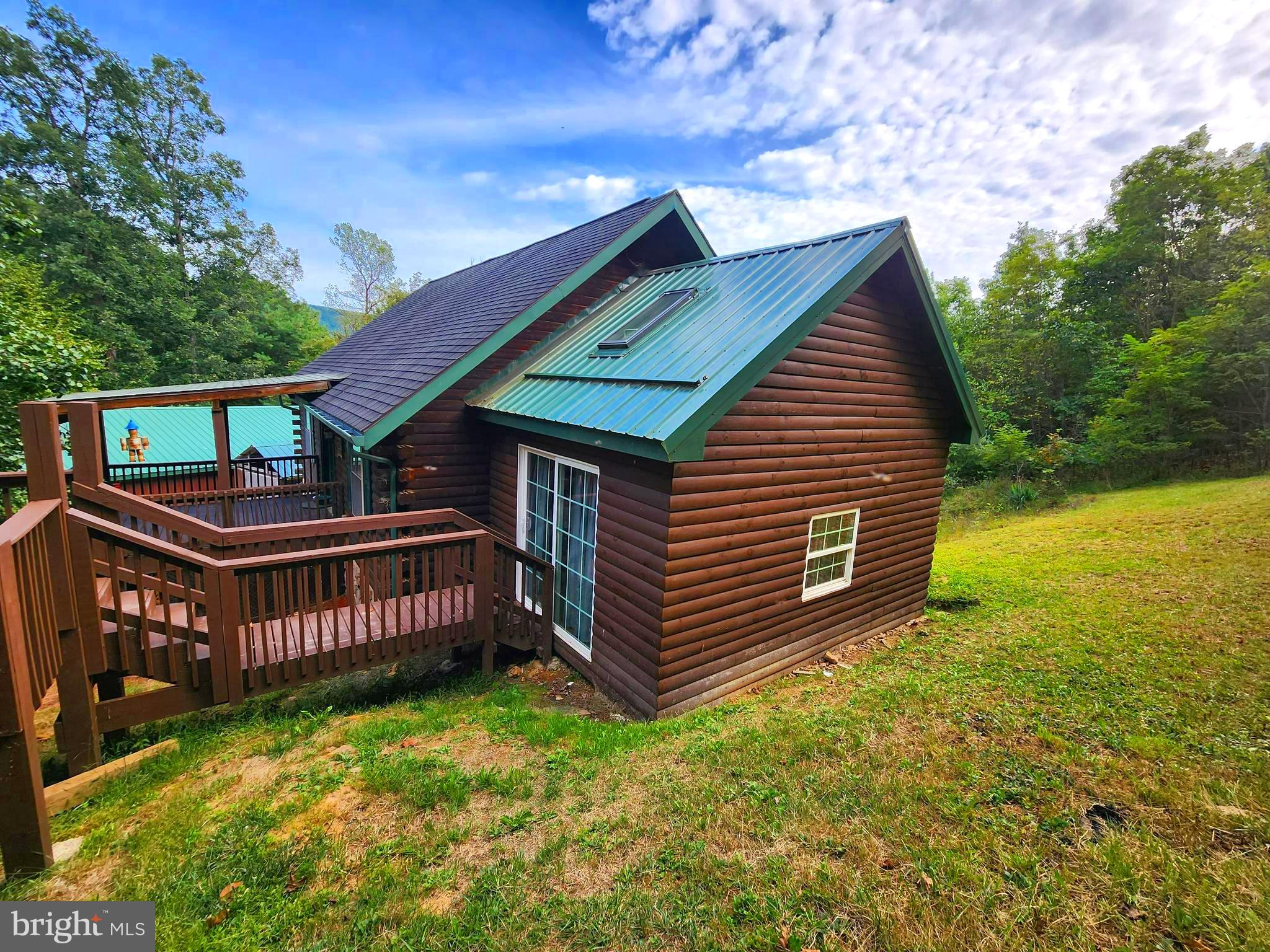 21800 Rocky Acres Ln NE