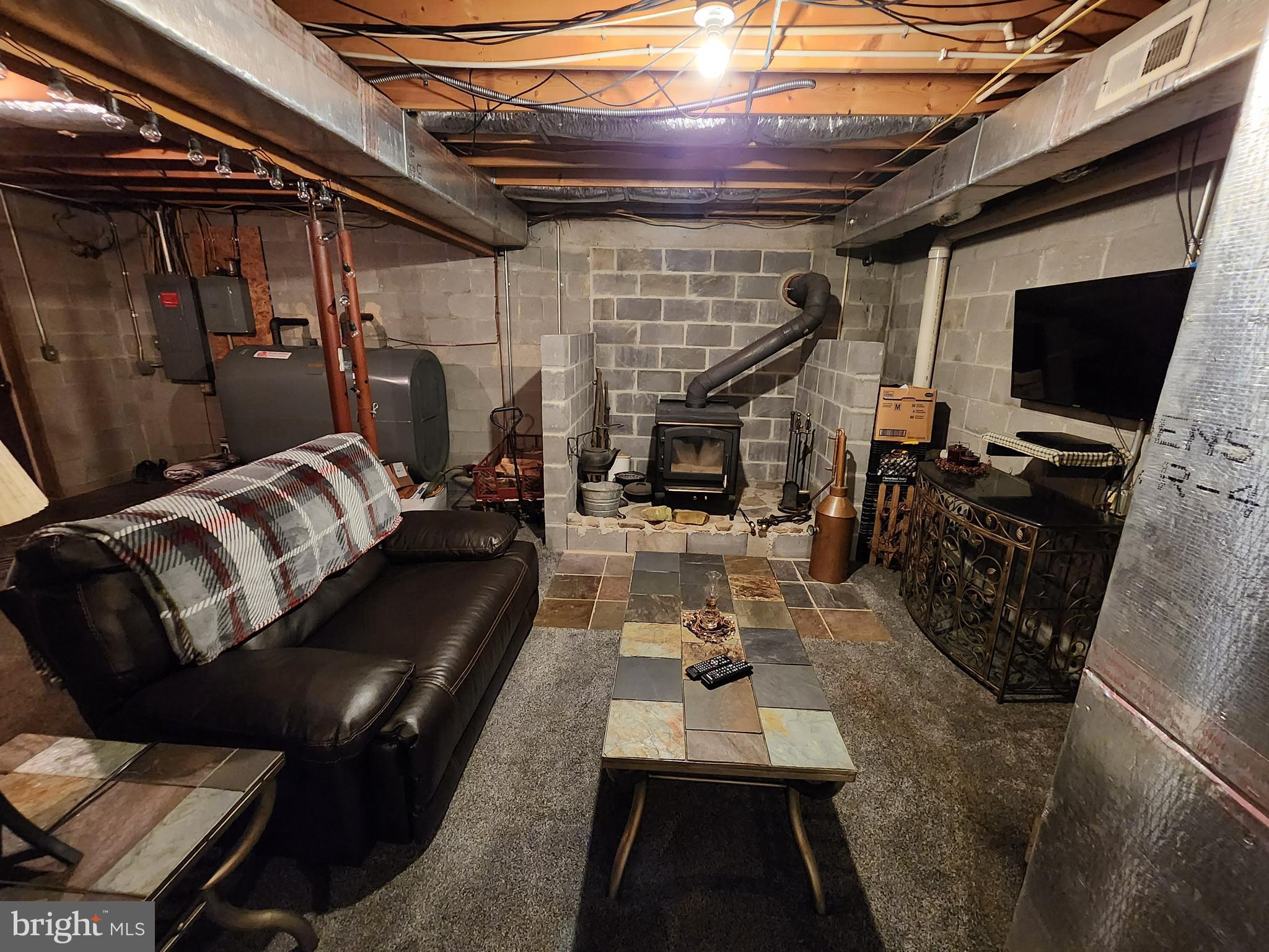 21800 Rocky Acres Ln NE