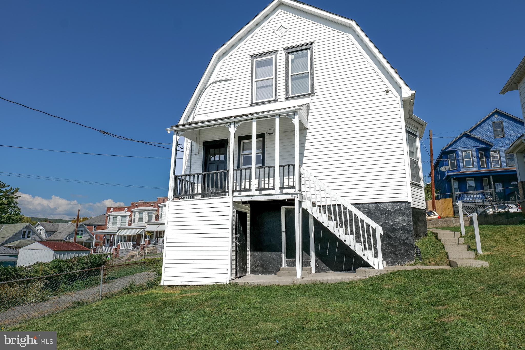 55 Boone St