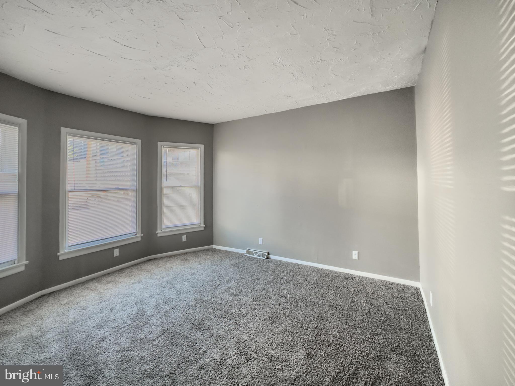 55 Boone St