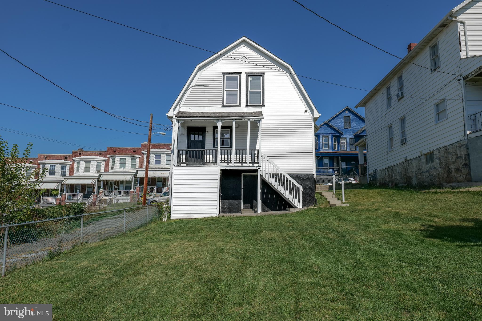 55 Boone St