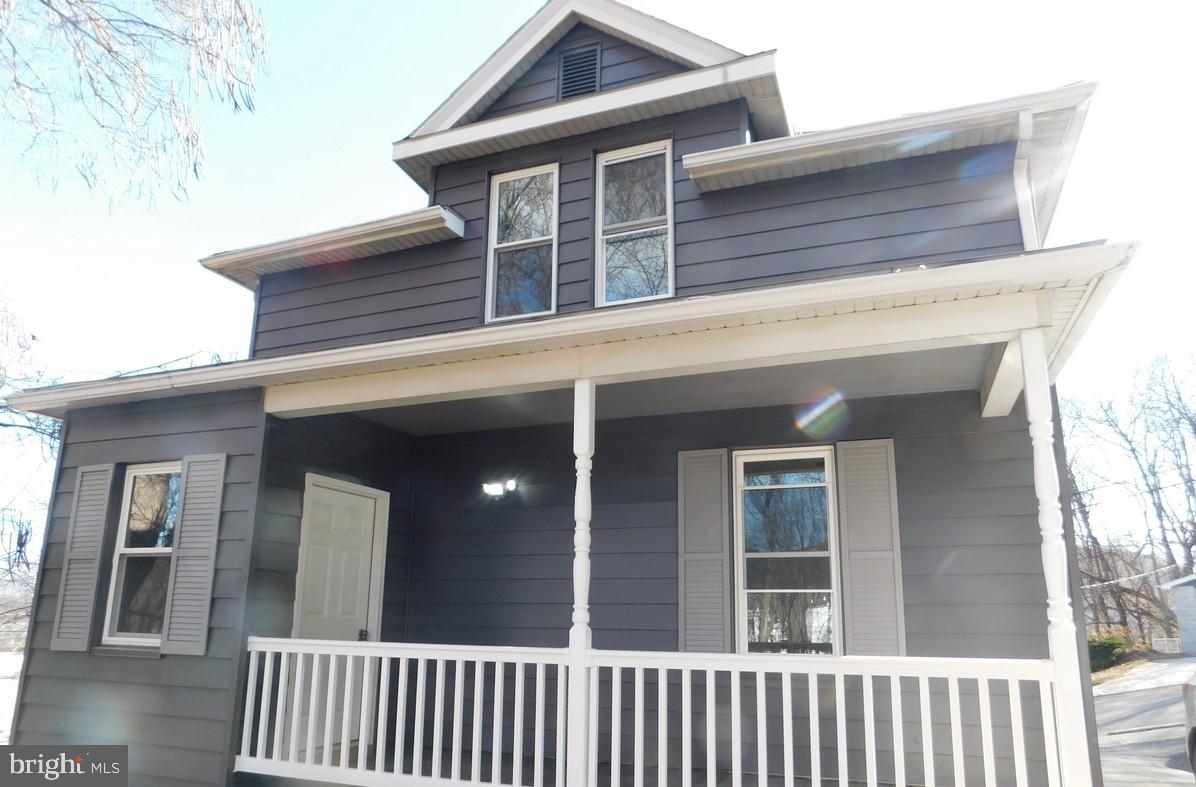 527 Rose Hill Ave