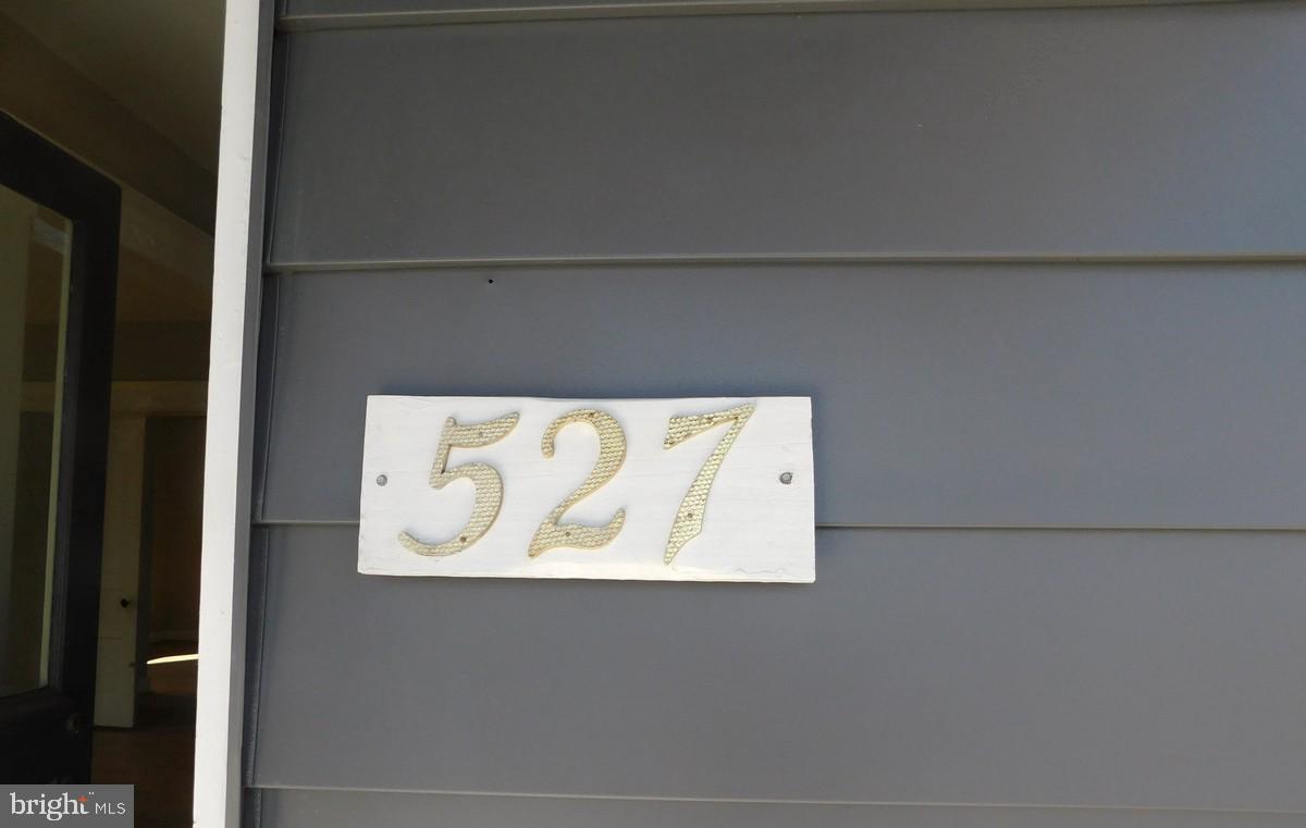 527 Rose Hill Ave