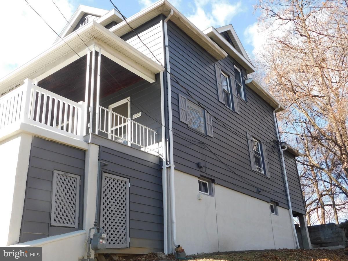 527 Rose Hill Ave