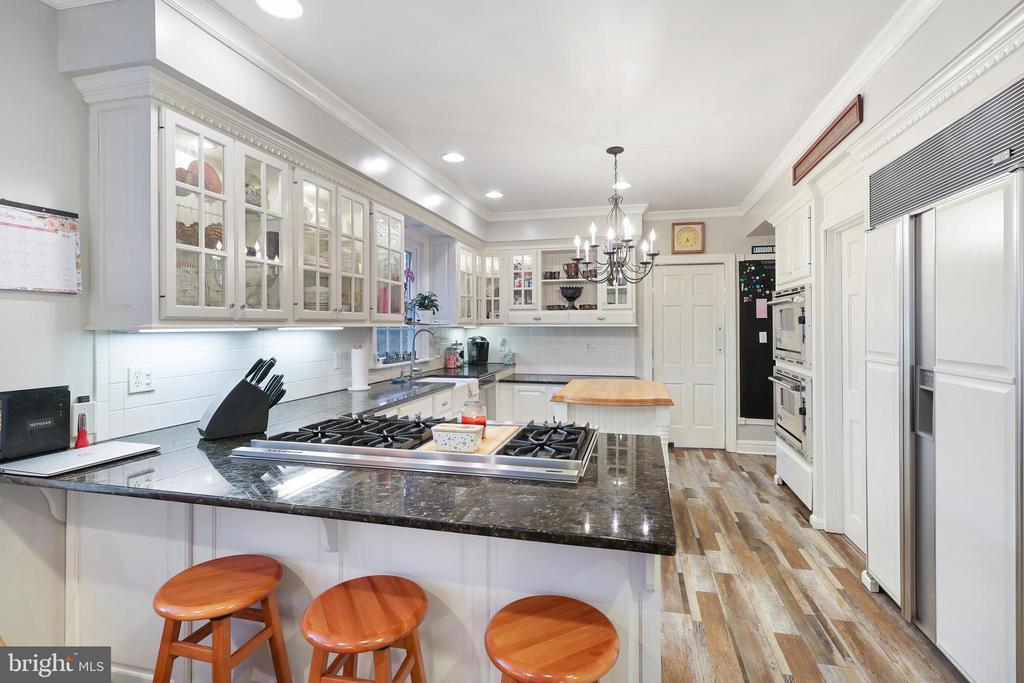 845 Camden Ave