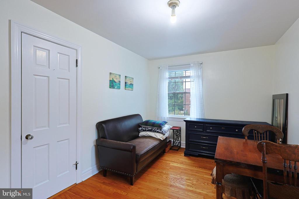 845 Camden Ave