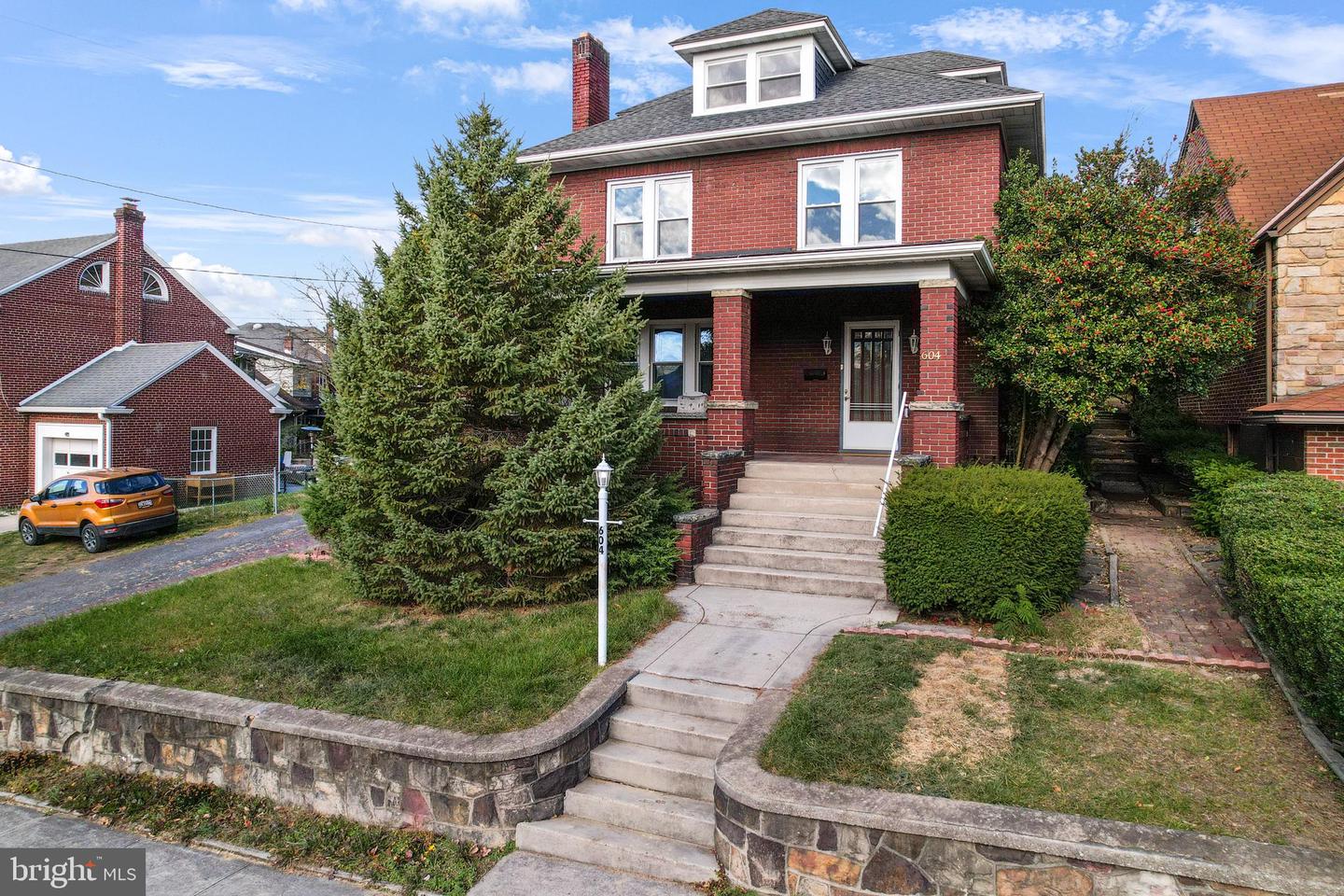 604 Kent Ave