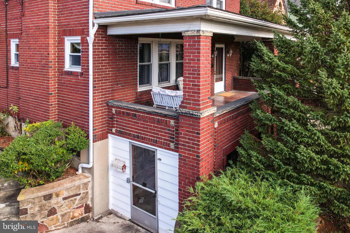 604 Kent Ave