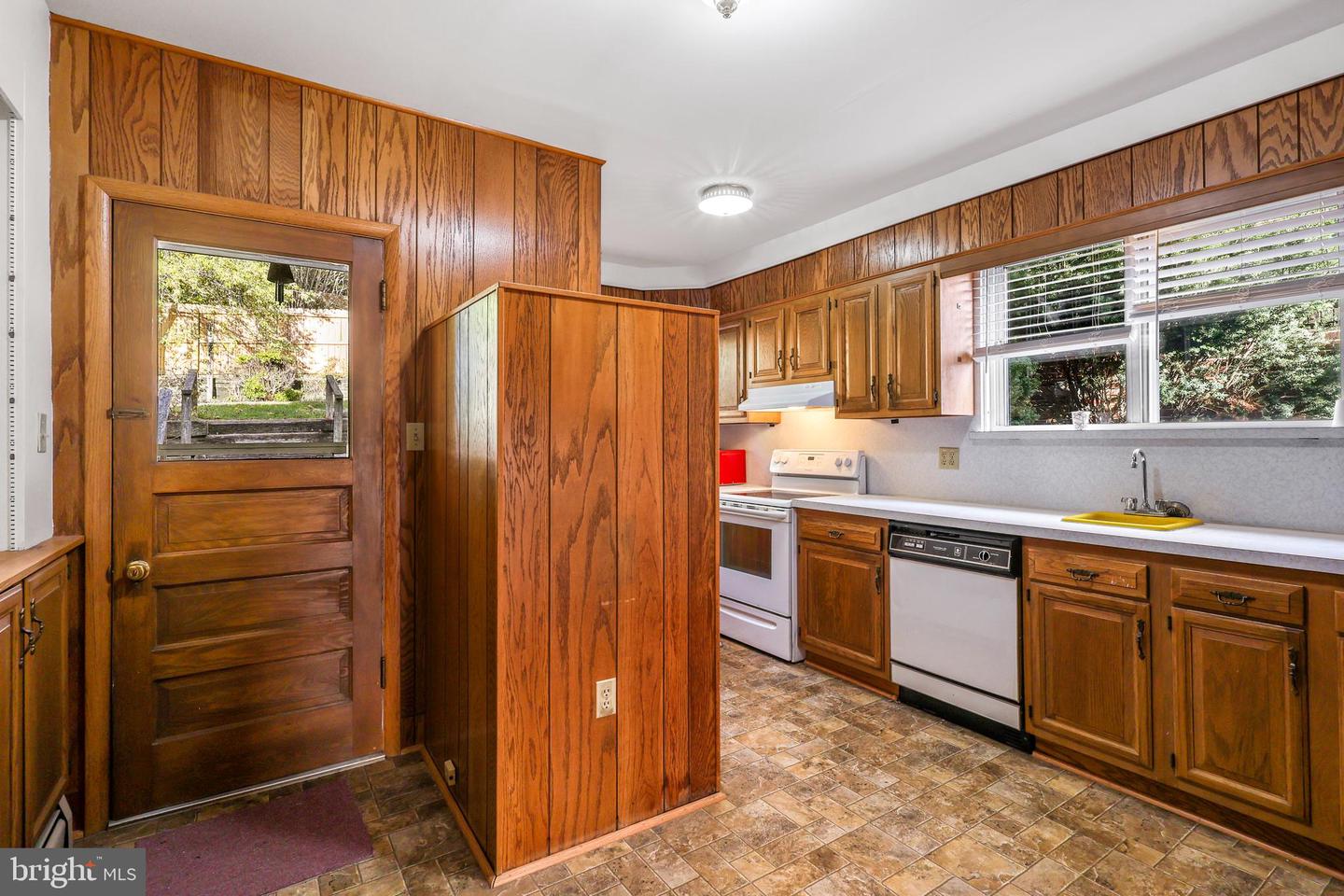 604 Kent Ave