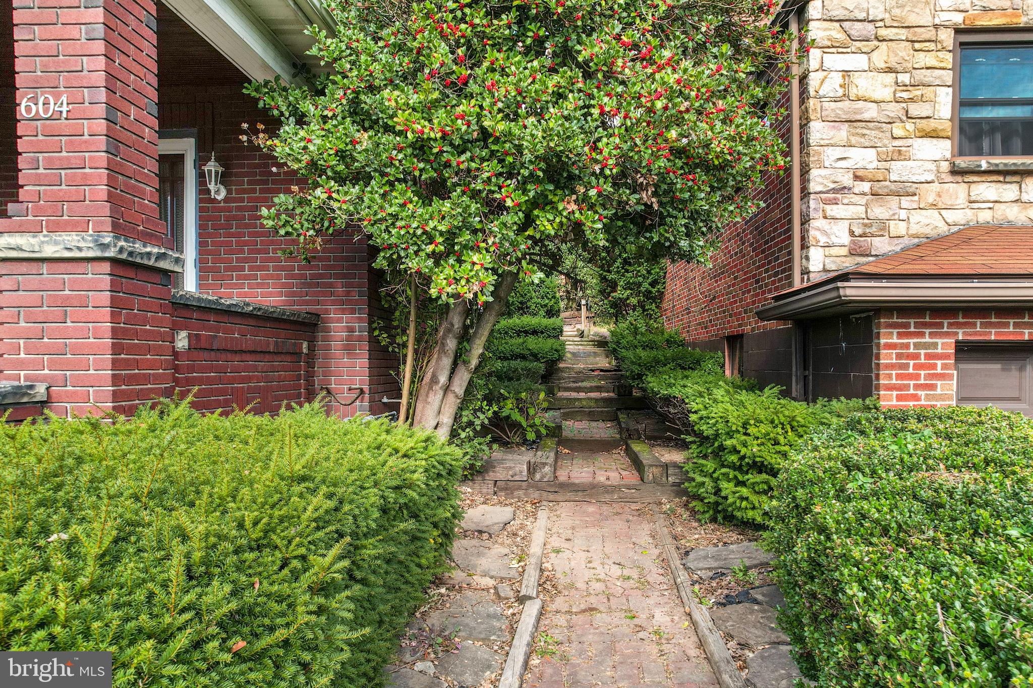 604 Kent Ave