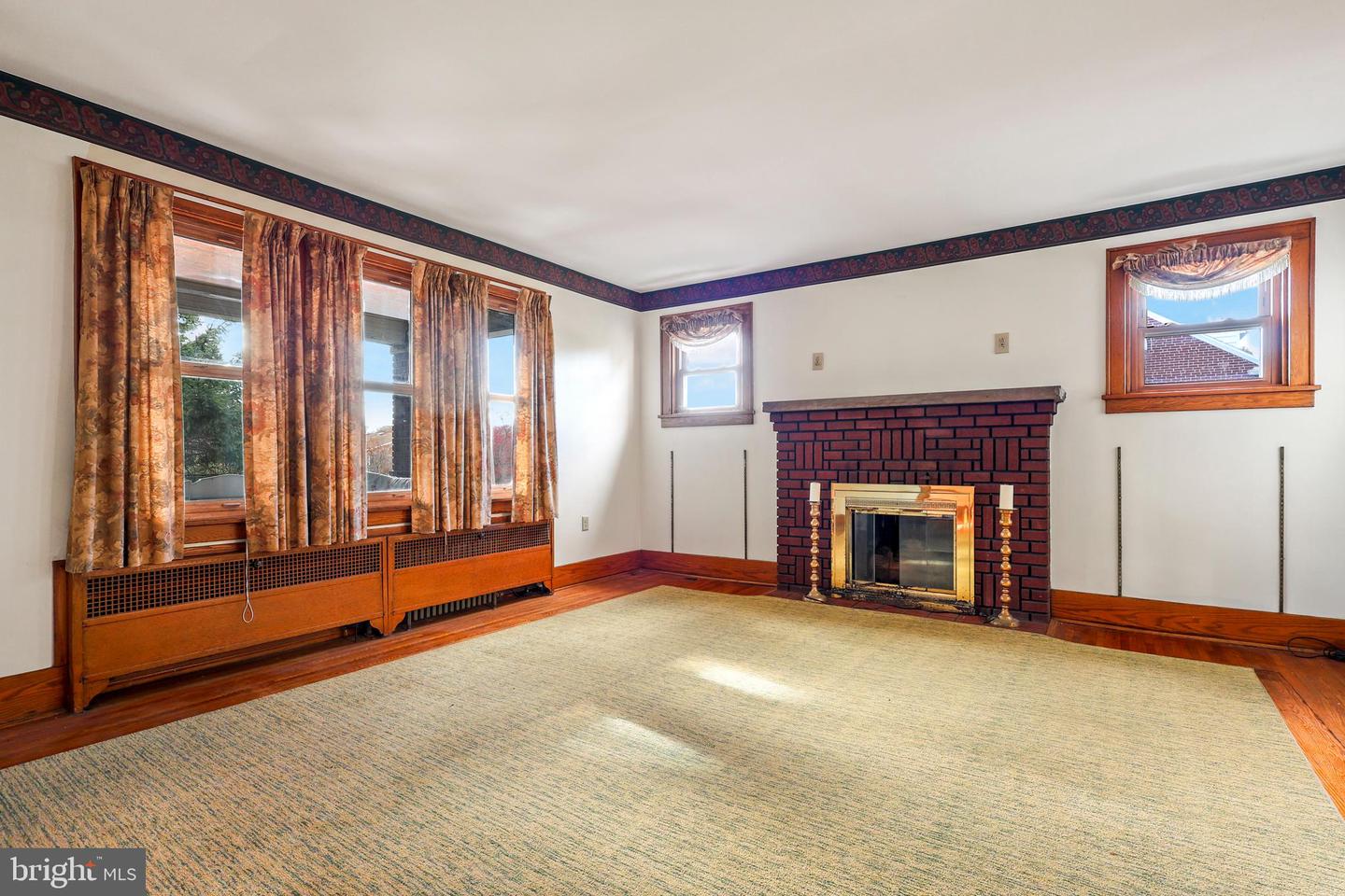 604 Kent Ave