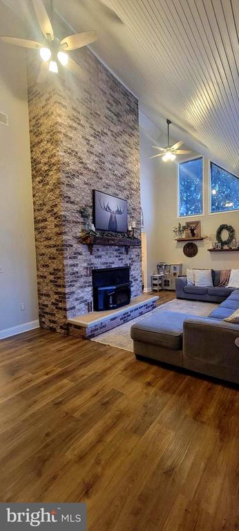 509 Grandview Dr