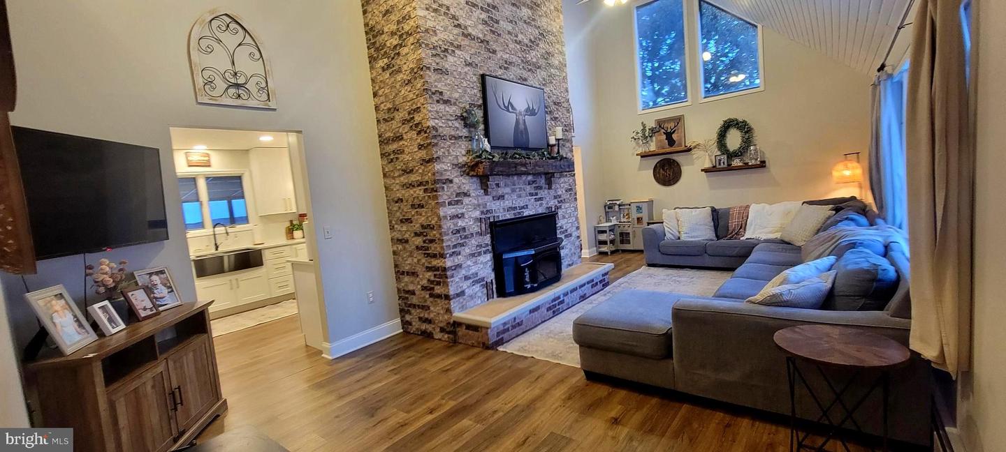 509 Grandview Dr
