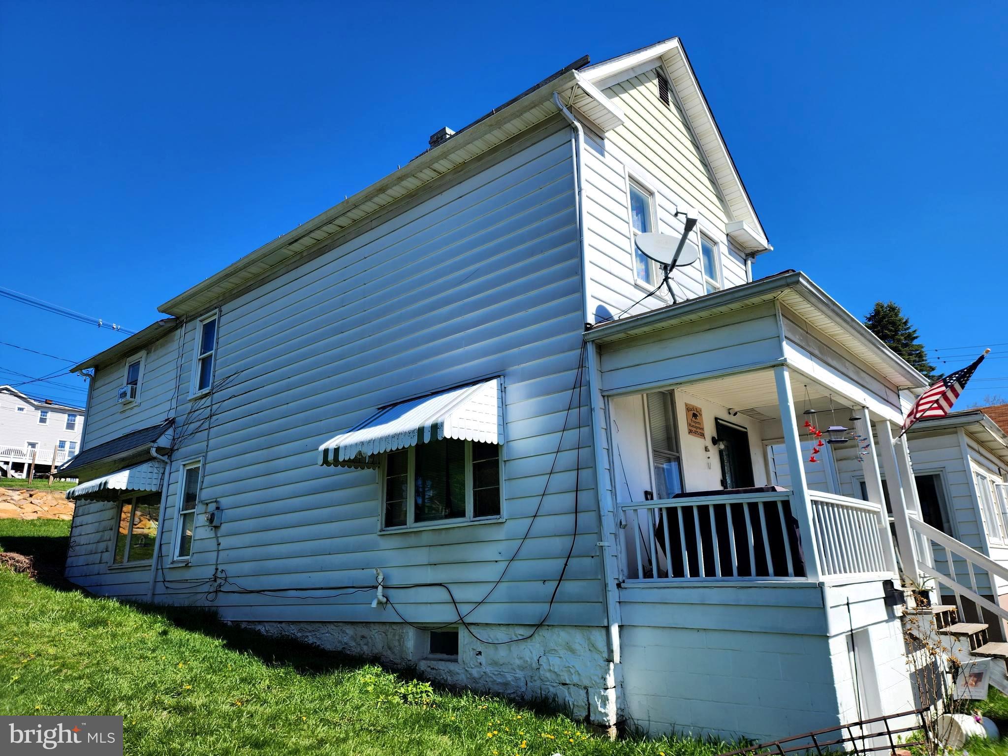 133 Maple St